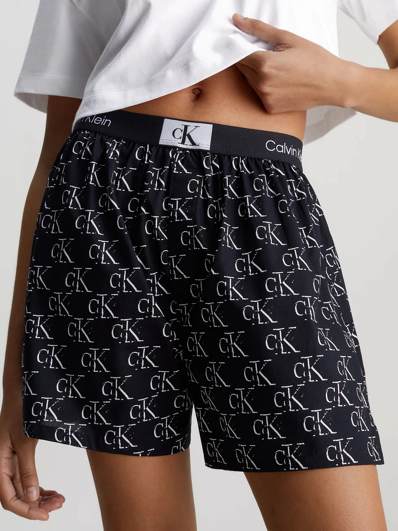 Одежда для дома и сна Calvin Klein Underwear 1996 Wovens Cotton модель 000QS7180E-LOC Одежда для дома и сна Calvin Klein Underwear 1996 Wovens Cotton модель 000QS7180E-LOC Фото