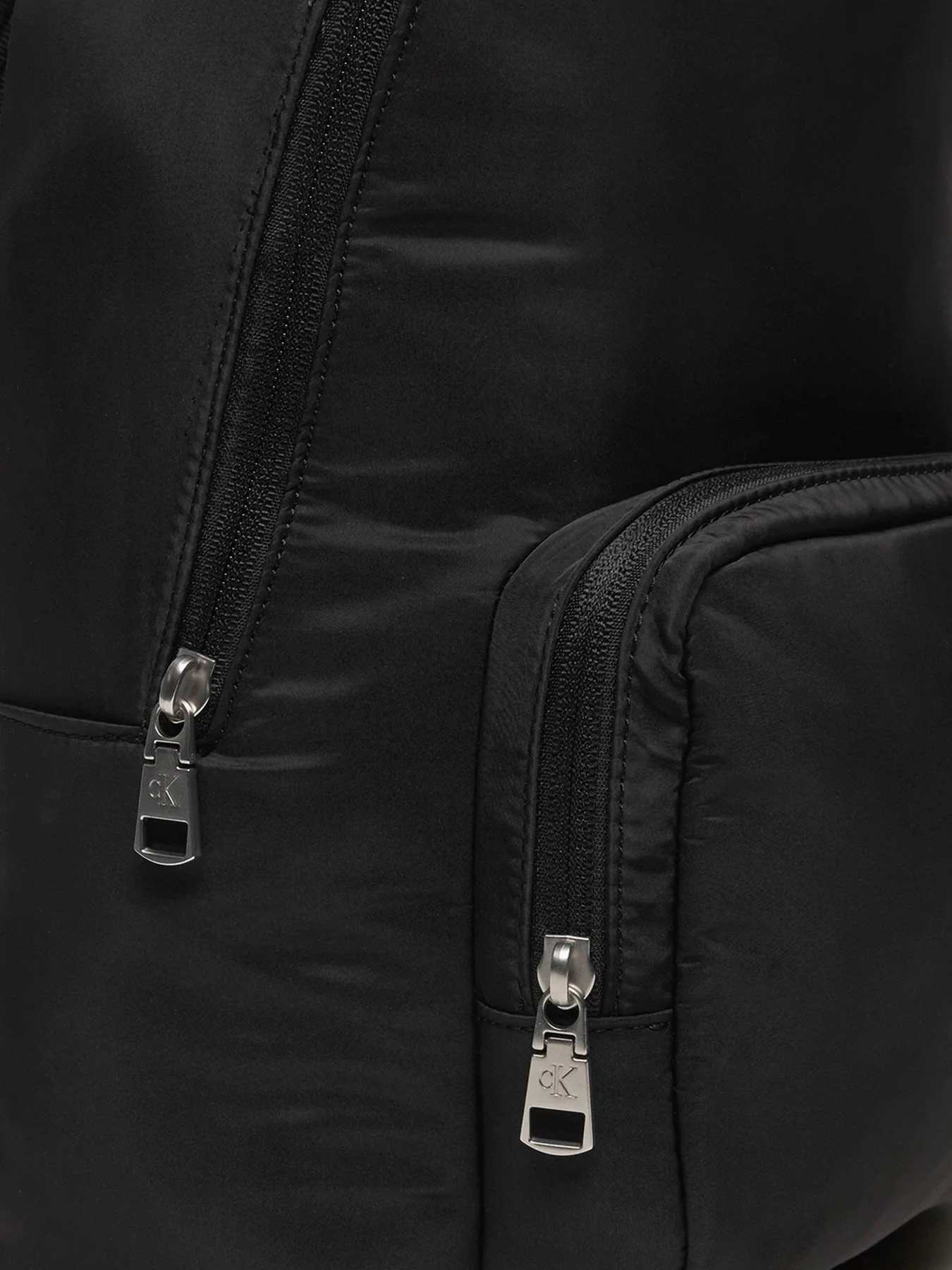 Рюкзаки Calvin Klein Ultralight Campus модель K60K612240-BEH Рюкзаки Calvin Klein Ultralight Campus модель K60K612240-BEH Фото
