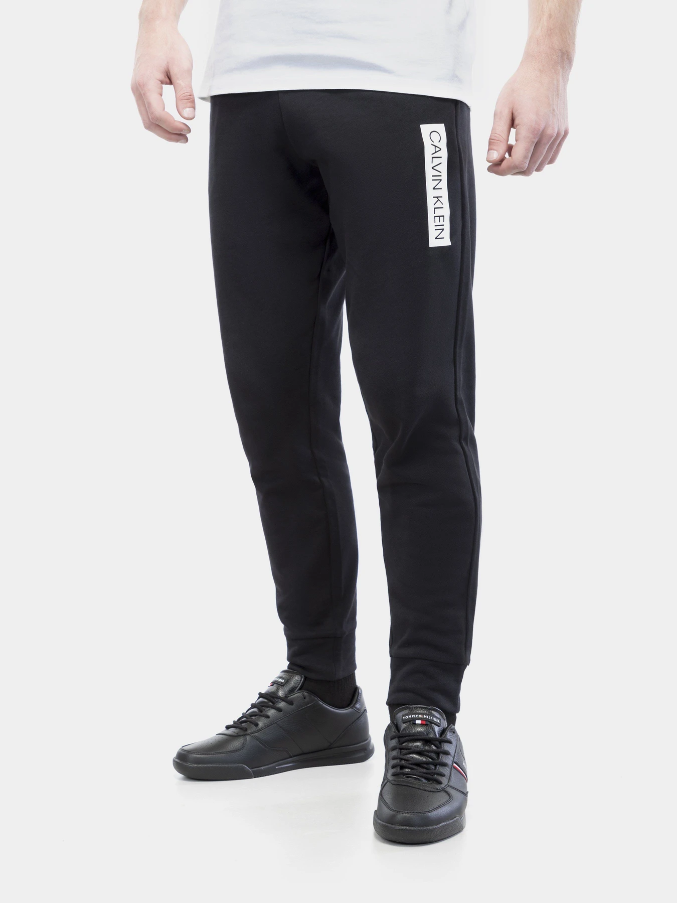 Брюки Calvin Klein Performance модель 00GMT0P706-007 Брюки Calvin Klein Performance модель 00GMT0P706-007 Фото