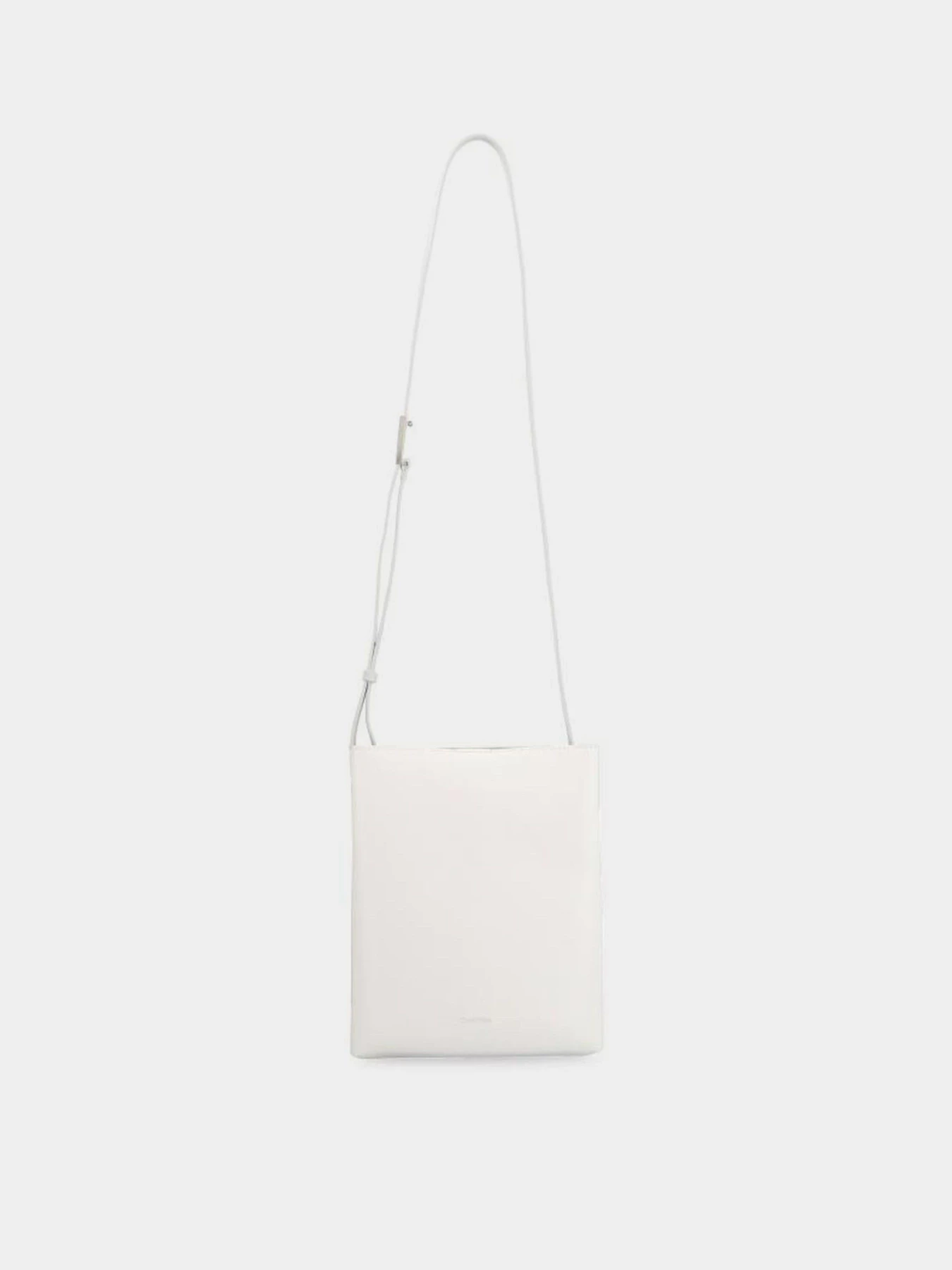 Сумки Calvin Klein Line модель K60K612649-ADA Сумки Calvin Klein Line модель K60K612649-ADA Фото