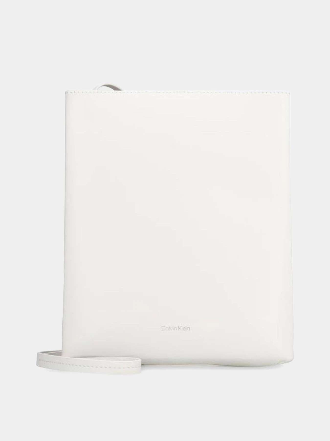 Сумки Calvin Klein Line модель K60K612649-ADA Сумки Calvin Klein Line модель K60K612649-ADA Фото