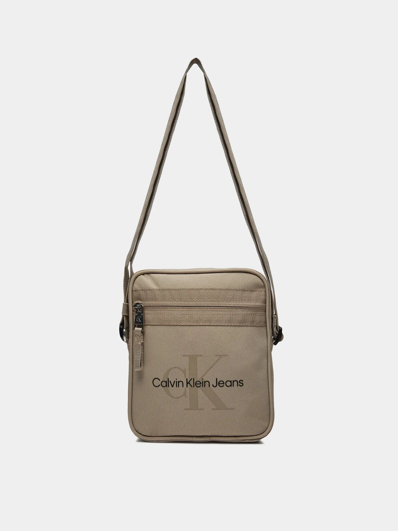 Сумки Calvin Klein Sport Essentials Reporter18 модель K50K511098-PBF Сумки Calvin Klein Sport Essentials Reporter18 модель K50K511098-PBF Фото