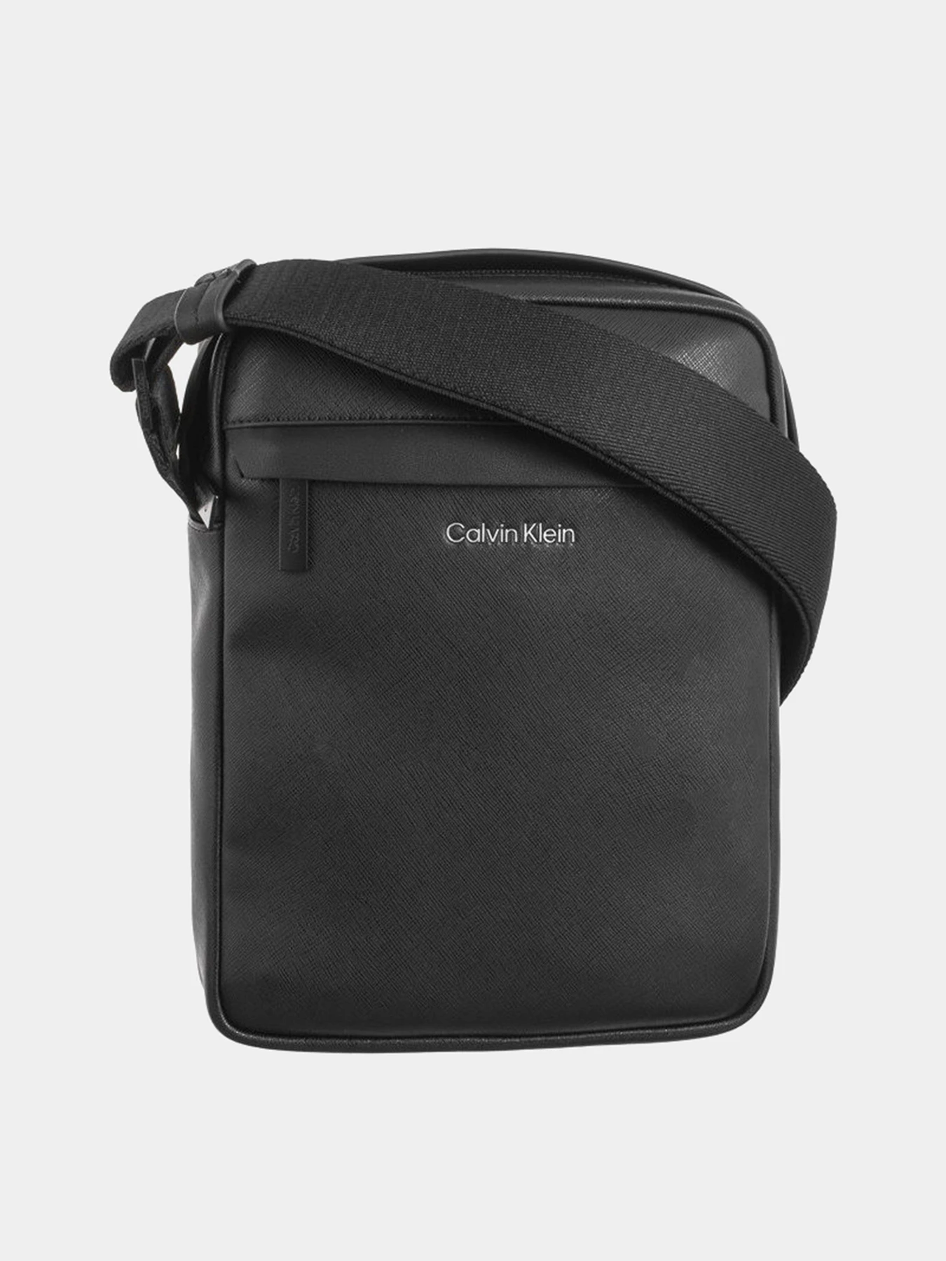 Сумки Calvin Klein Must Reporter модель K50K511853-BEH Сумки Calvin Klein Must Reporter модель K50K511853-BEH Фото