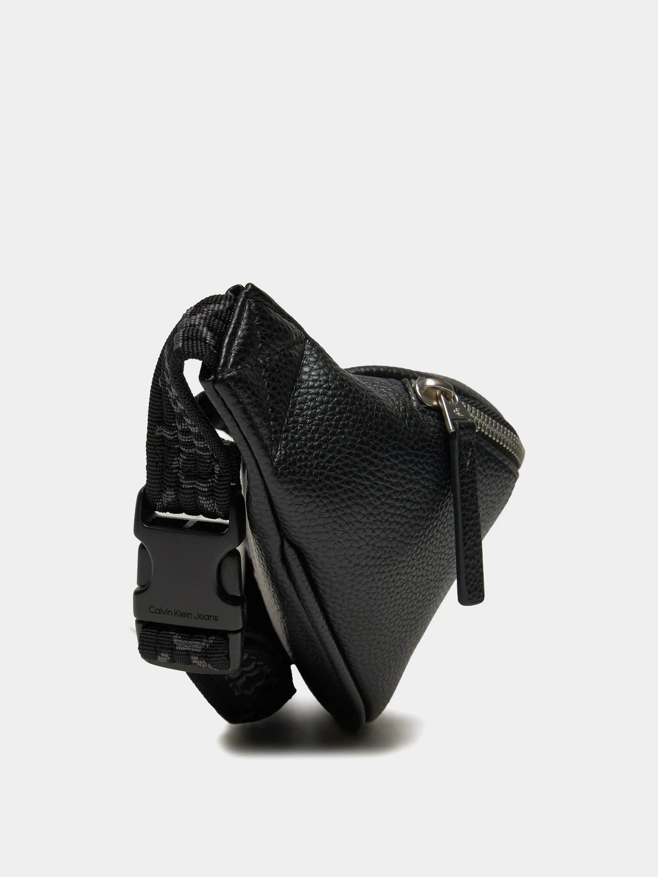 Сумки Calvin Klein Ultralight модель K50K512020-BEH Сумки Calvin Klein Ultralight модель K50K512020-BEH Фото
