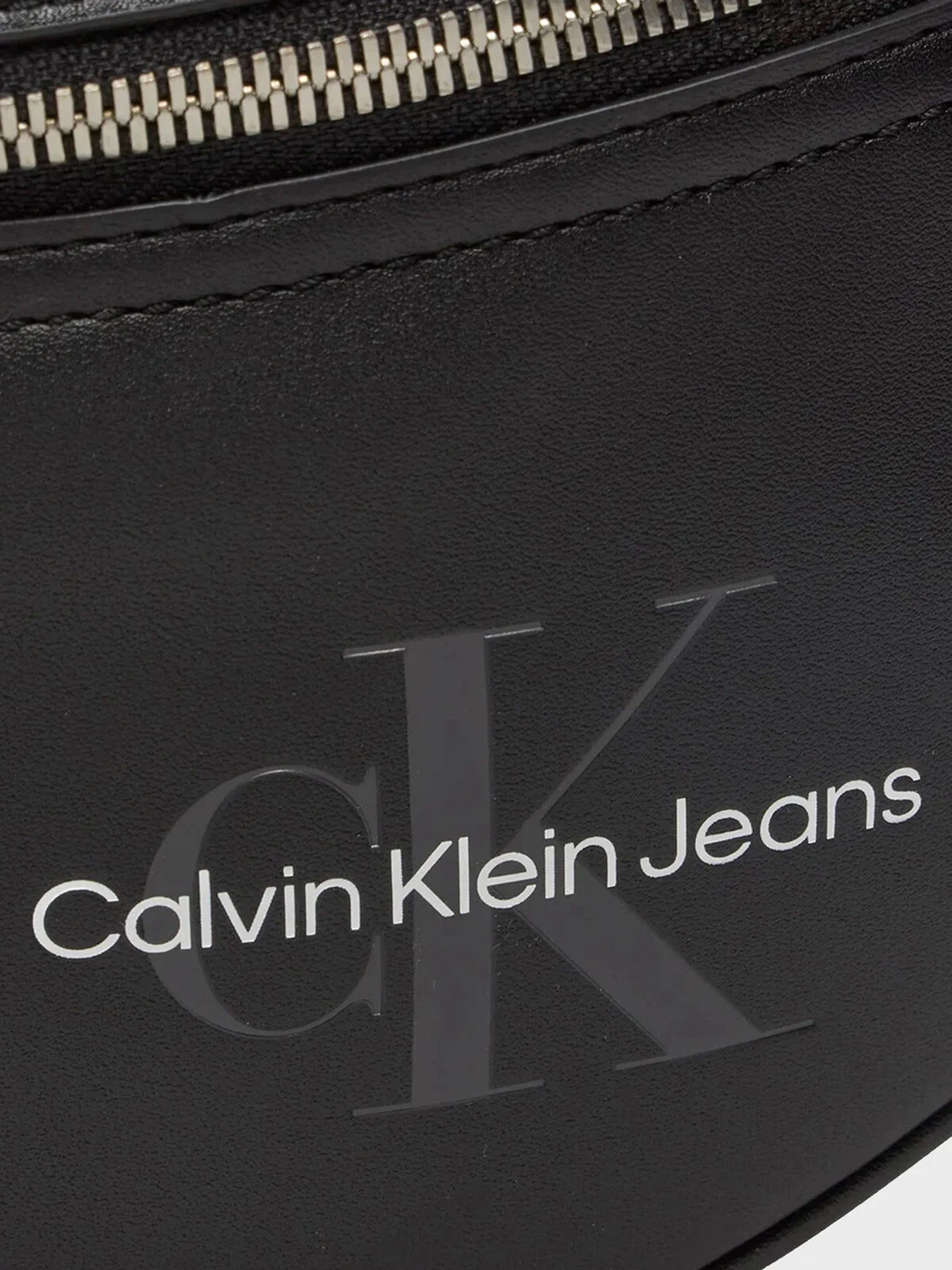 Сумки Calvin Klein Monogram Soft Waistbag38 модель K50K512029-BEH Сумки Calvin Klein Monogram Soft Waistbag38 модель K50K512029-BEH Фото