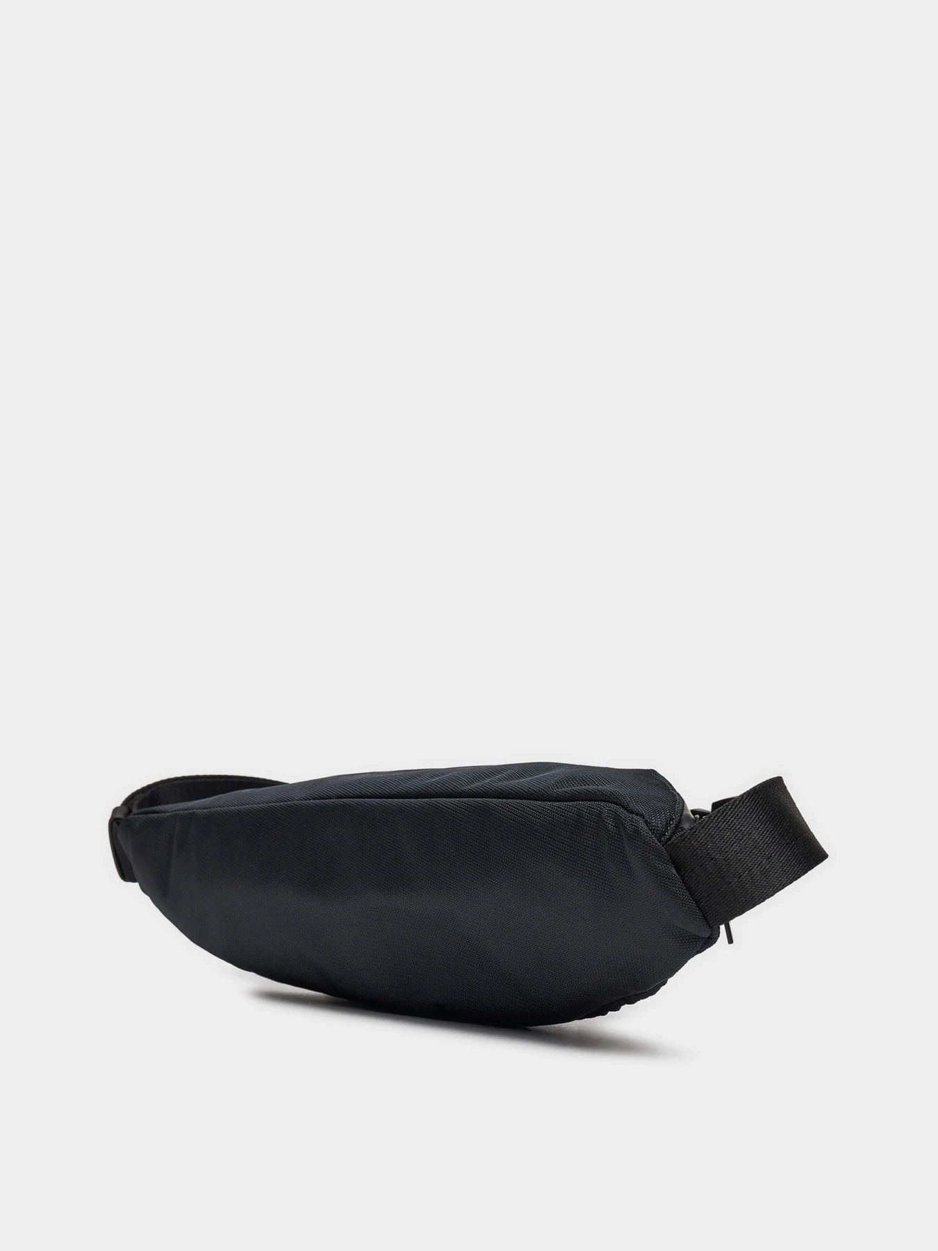 Сумки Calvin Klein Essential модель K50K512229-BEH Сумки Calvin Klein Essential модель K50K512229-BEH Фото