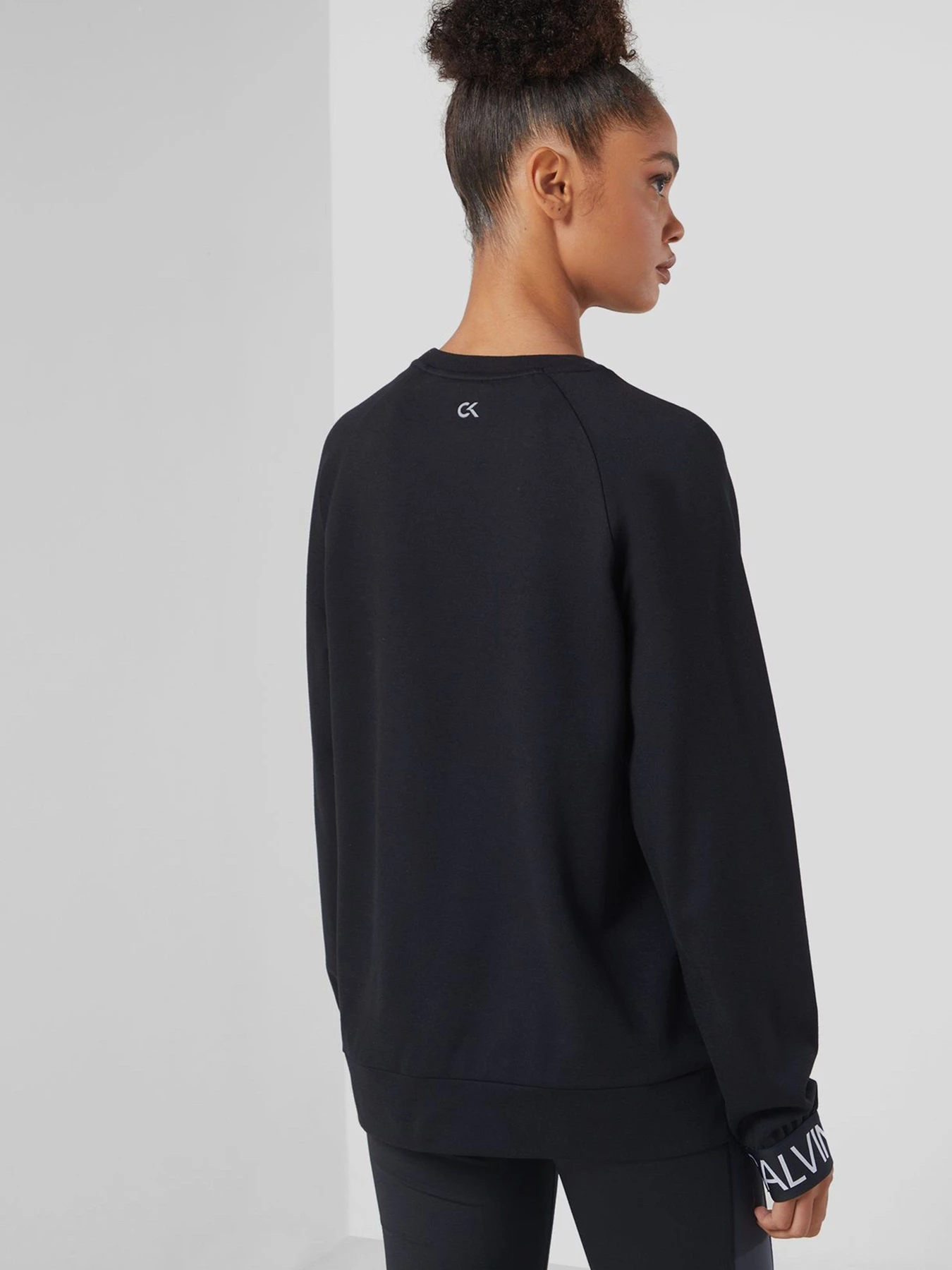 Свитры и кардиганы Calvin Klein модель 00GWF0W349-007 Фото