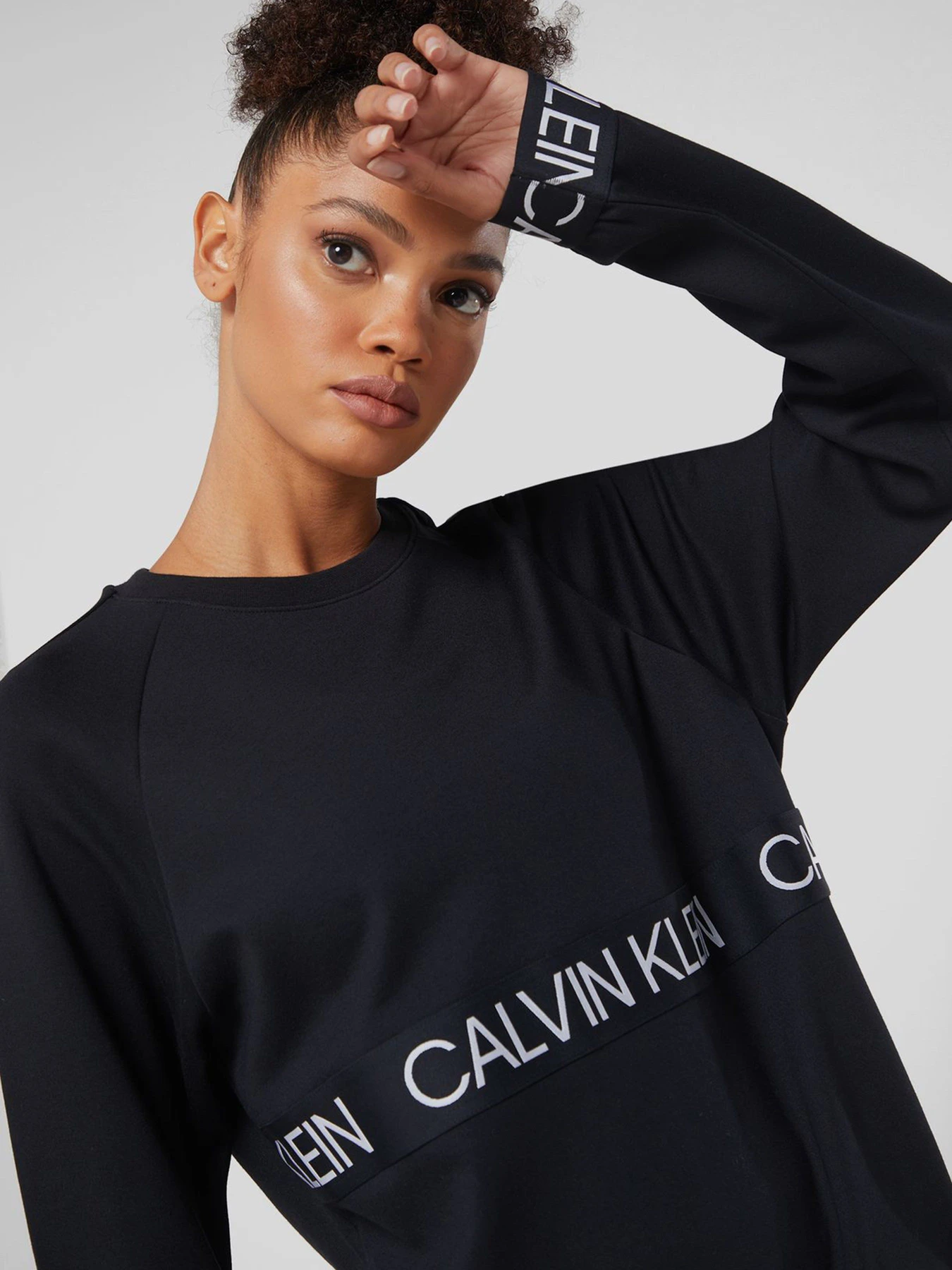 Свитры и кардиганы Calvin Klein модель 00GWF0W349-007 Фото