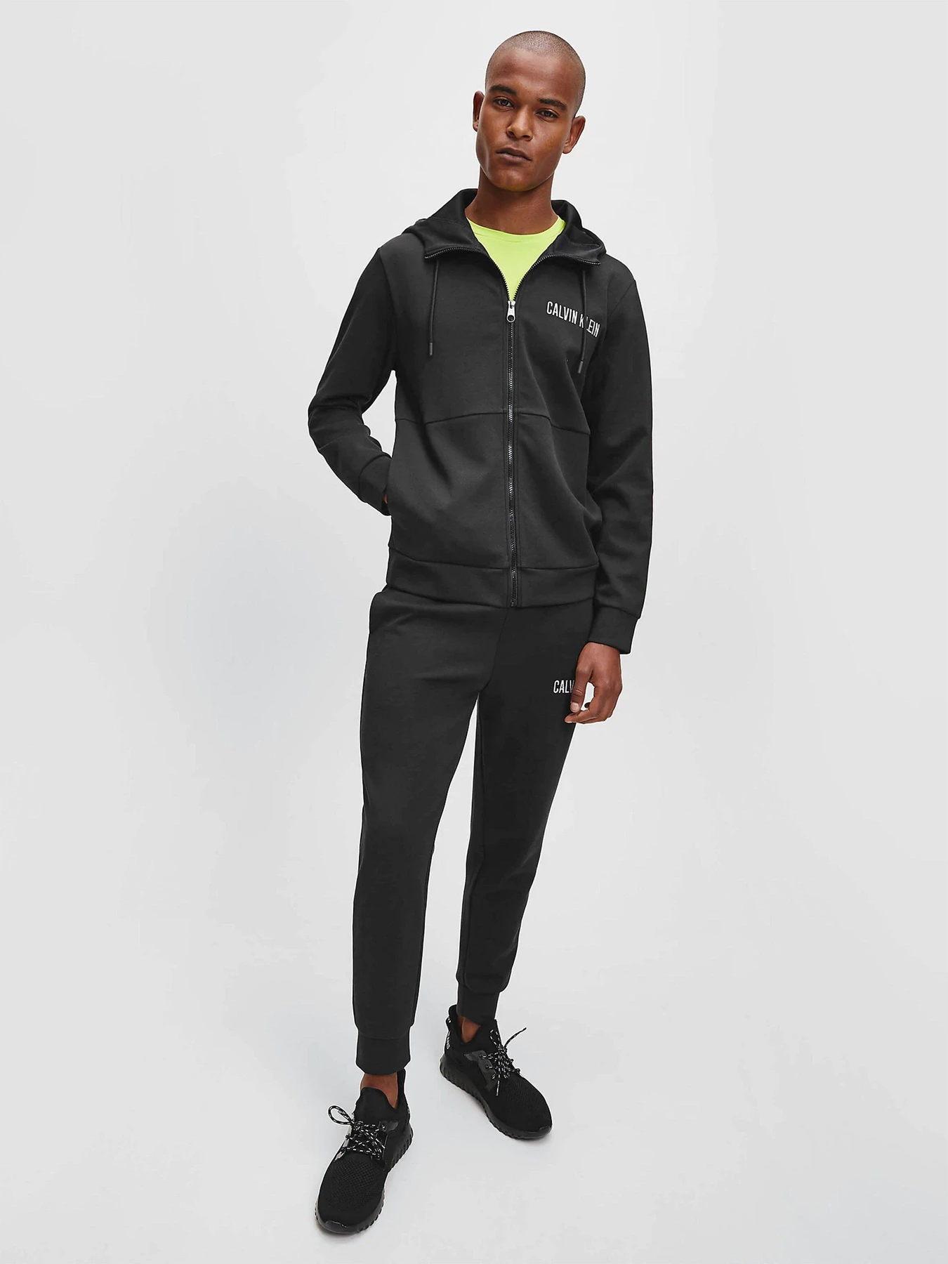 Худи и свитшоты Calvin Klein CK Performance модель 00GMF0J401-007 Худи и свитшоты Calvin Klein CK Performance модель 00GMF0J401-007 Фото