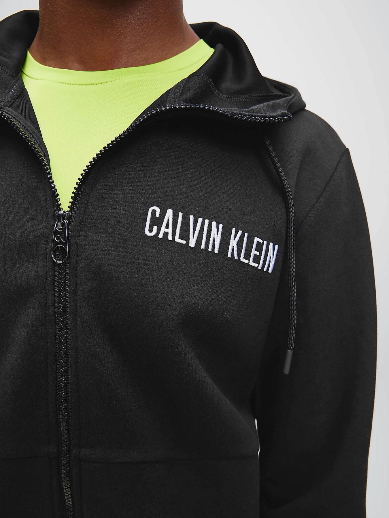 Худи и свитшоты Calvin Klein CK Performance модель 00GMF0J401-007 Худи и свитшоты Calvin Klein CK Performance модель 00GMF0J401-007 Фото