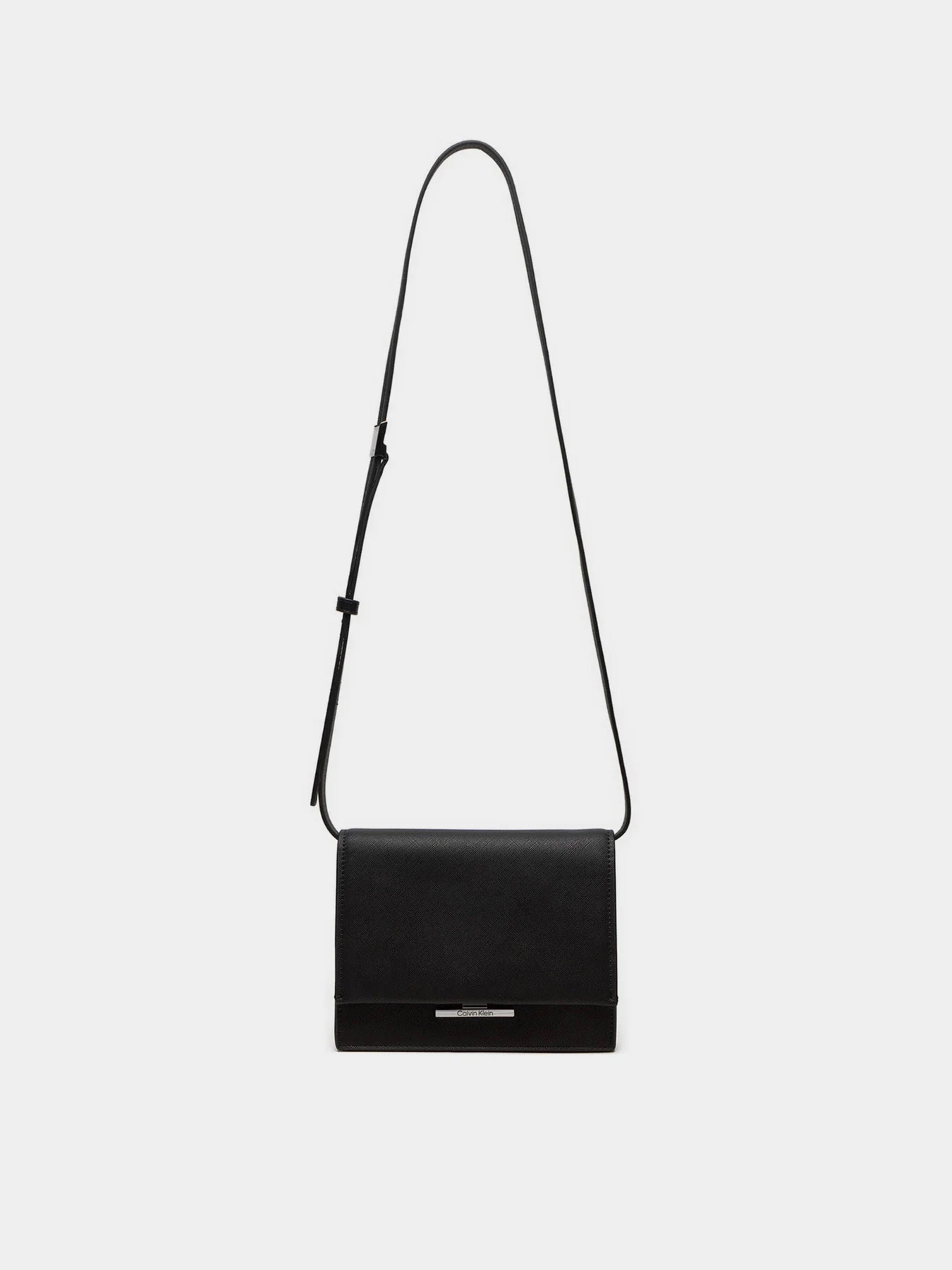 Сумки Calvin Klein Linear модель K60K612559-BEH Сумки Calvin Klein Linear модель K60K612559-BEH Фото