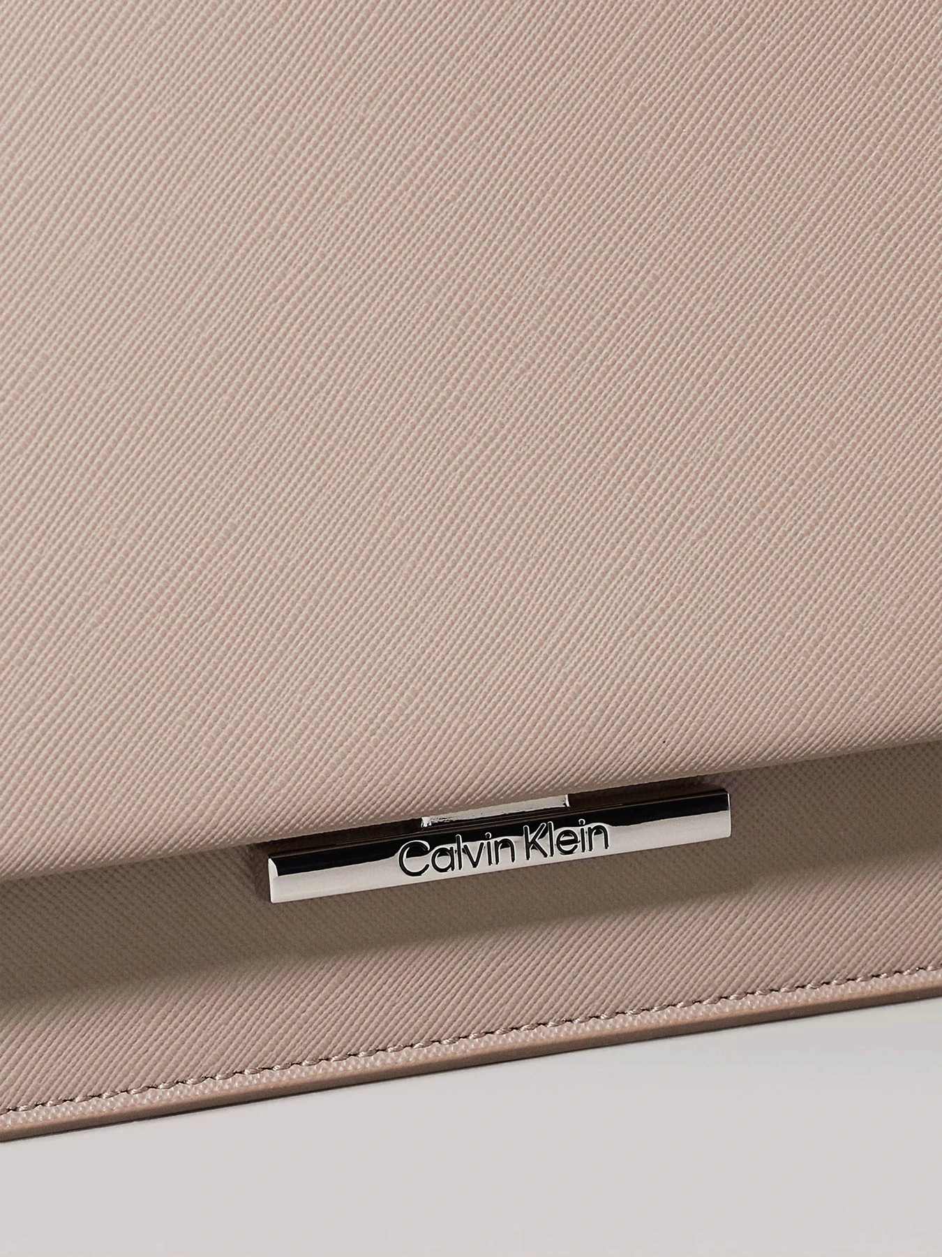 Сумки Calvin Klein Linear модель K60K612559-PA0 Фото