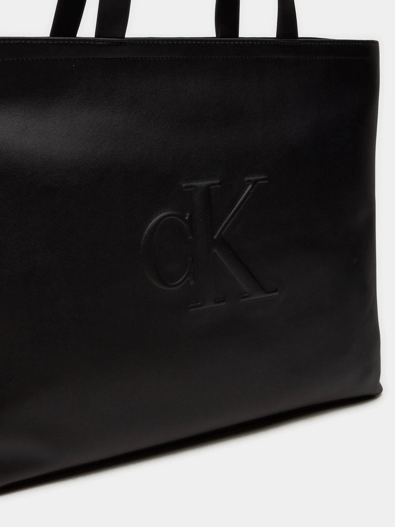 Сумки Calvin Klein Sculpted Slim модель K60K612724-BEH Сумки Calvin Klein Sculpted Slim модель K60K612724-BEH Фото
