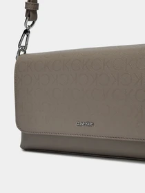 Сумки Calvin Klein Must Conv модель K60K612903-0HG Фото