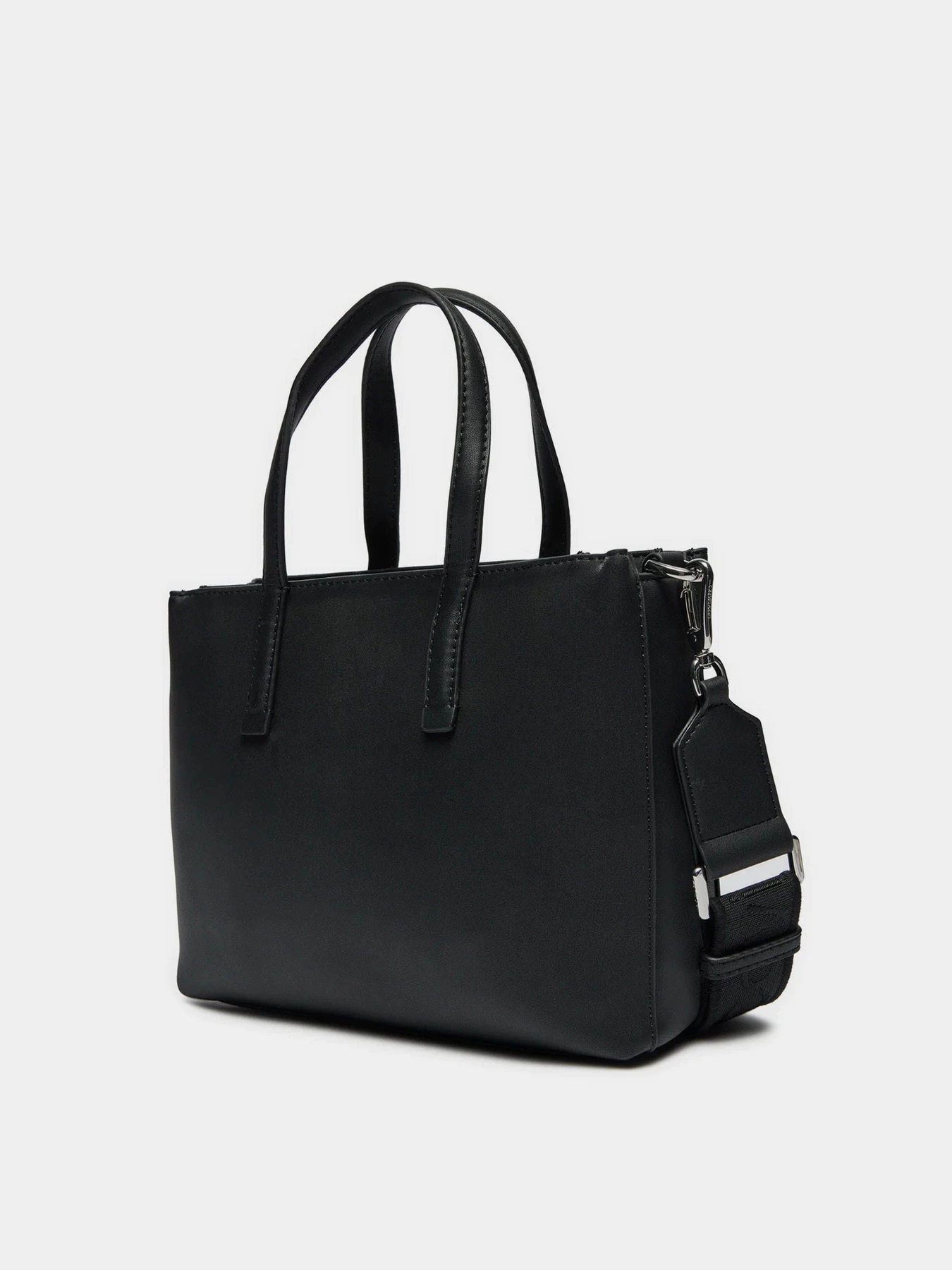 Сумки Calvin Klein Ck Must Small Tote модель K60K612904-BEH Сумки Calvin Klein Ck Must Small Tote модель K60K612904-BEH Фото