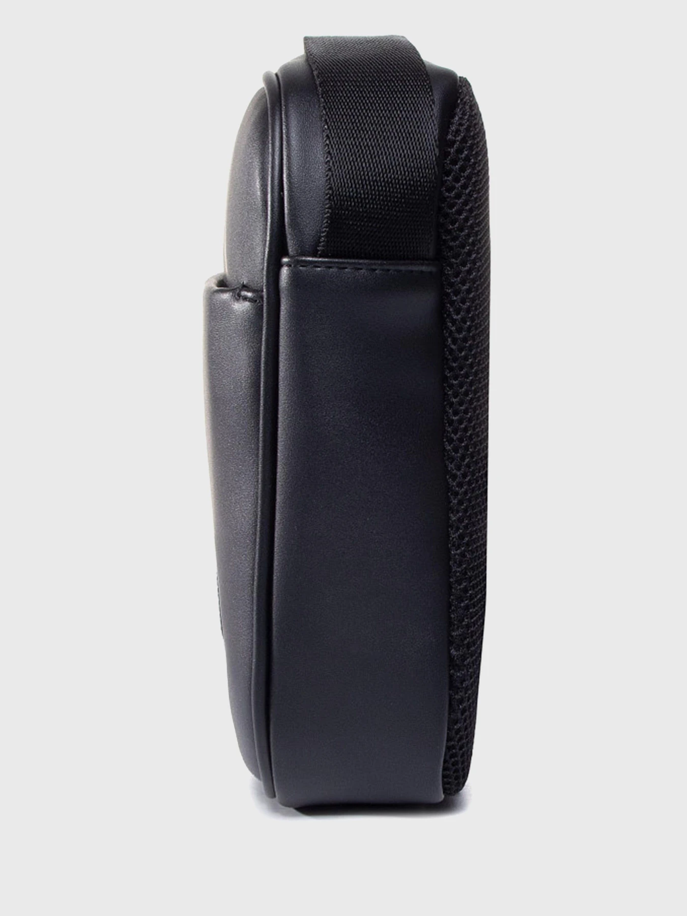 Сумки Calvin Klein модель K50K505676_BAX0 Сумки Calvin Klein модель K50K505676_BAX0 Фото