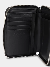 Гаманці Calvin Klein Embossed Logo модель K60K612437-BEH Фото