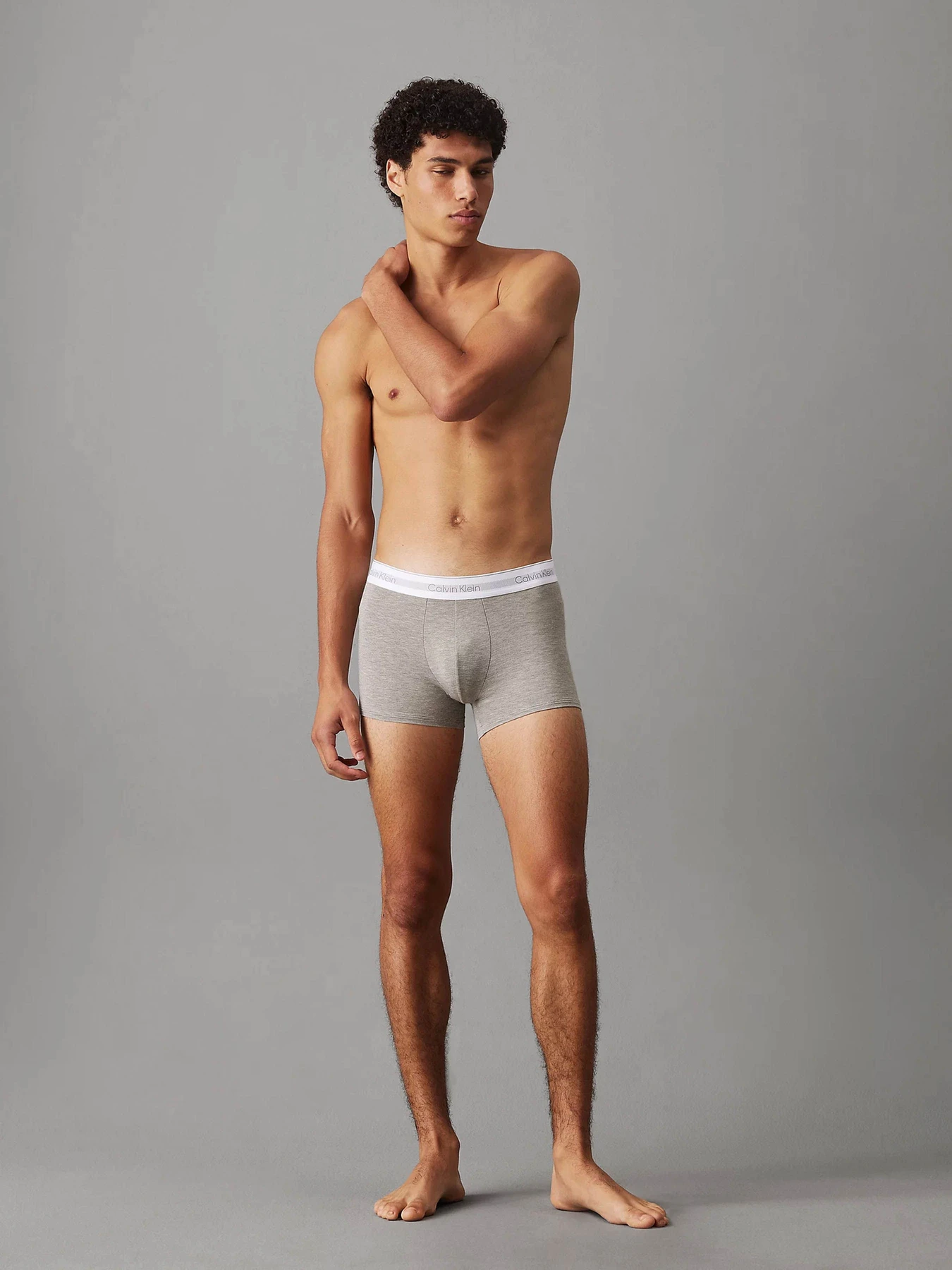 Нижнее белье Calvin Klein Underwear 3 Pack Trunks - Modern Air модель 000NB3953A-PS8 Нижнее белье Calvin Klein Underwear 3 Pack Trunks - Modern Air модель 000NB3953A-PS8 Фото