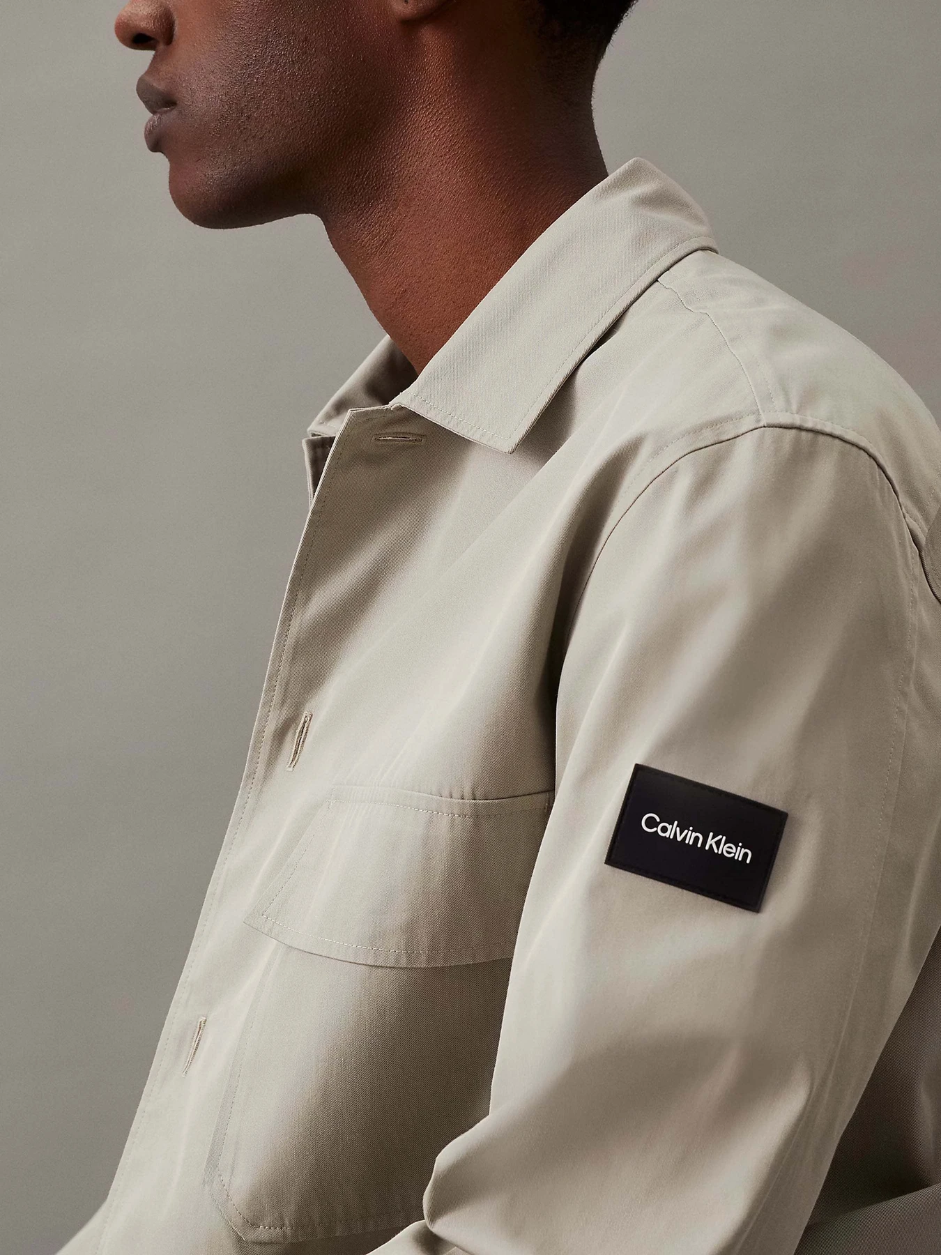Рубашки Calvin Klein Cotton Nylon Overshirt модель K10K109920-PC7 Рубашки Calvin Klein Cotton Nylon Overshirt модель K10K109920-PC7 Фото