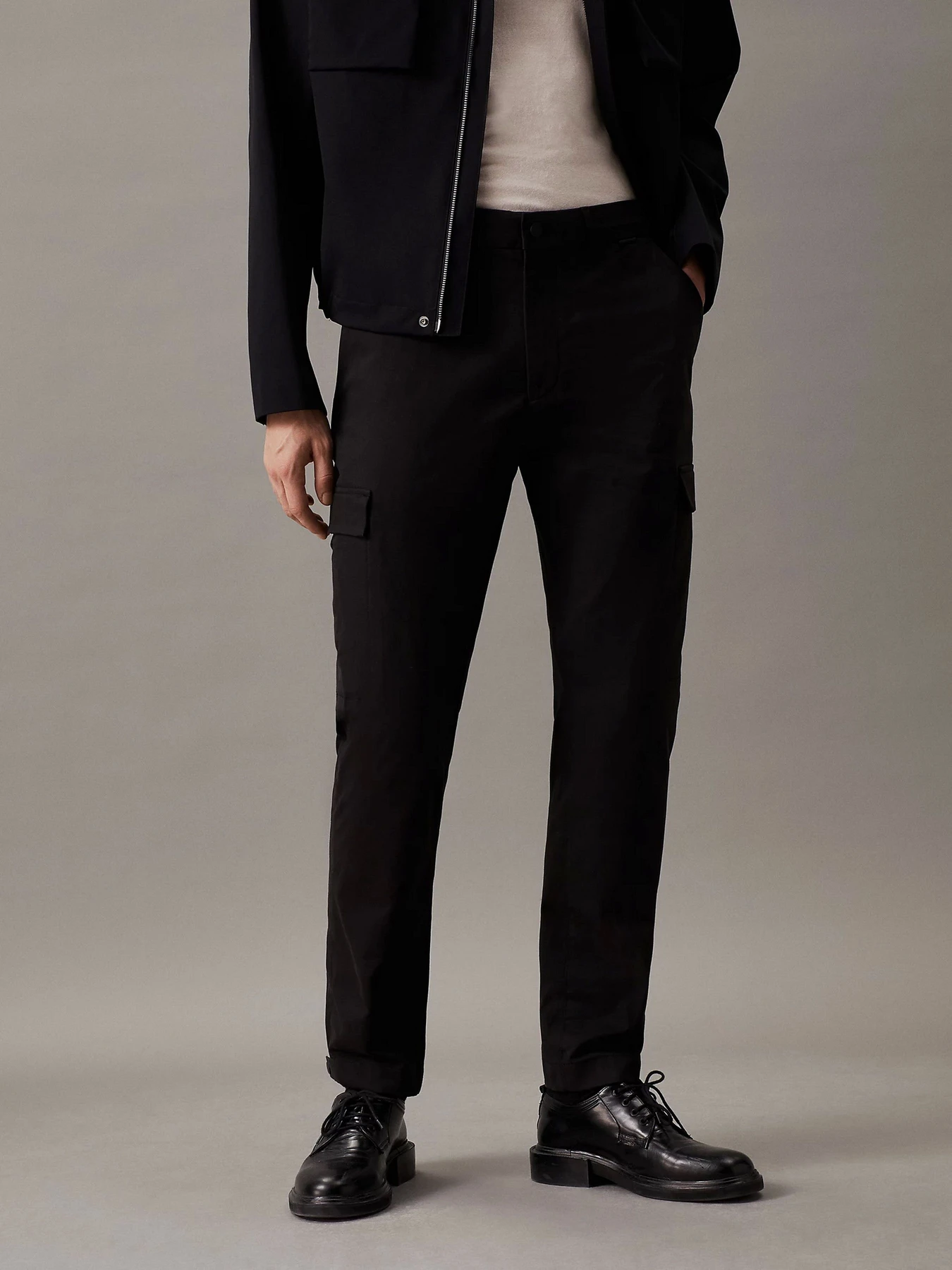 Штани Calvin Klein Tapered Twill модель K10K113017-BEH Фото