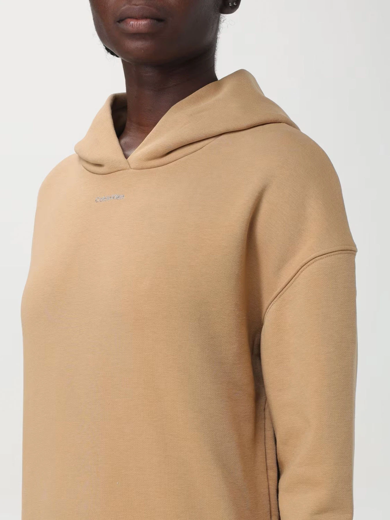 Худи и свитшоты Calvin Klein модель K20K207202-GC3 Худи и свитшоты Calvin Klein модель K20K207202-GC3 Фото