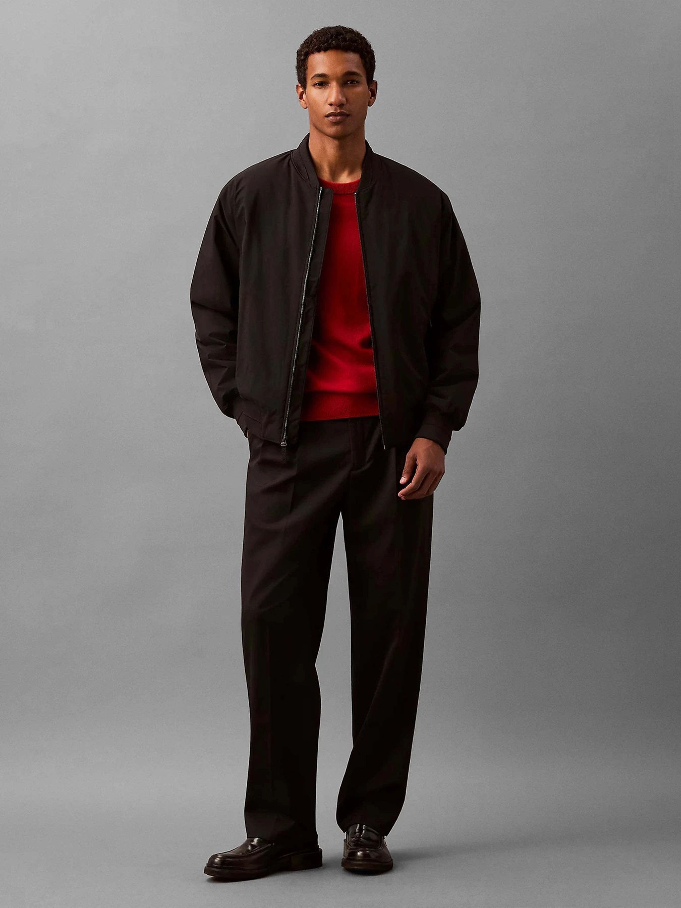 Куртки и дубленки Calvin Klein Ls Sport Hero модель 00040EM567-UB1 Куртки и дубленки Calvin Klein Ls Sport Hero модель 00040EM567-UB1 Фото