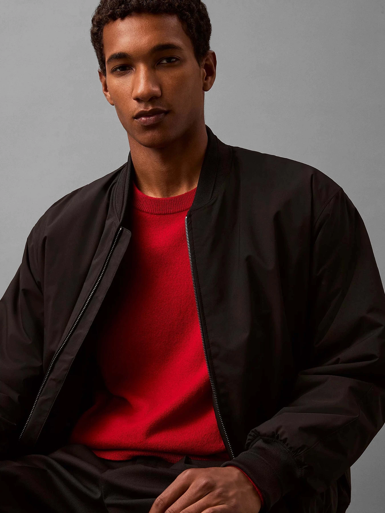 Куртки и дубленки Calvin Klein Ls Sport Hero модель 00040EM567-UB1 Куртки и дубленки Calvin Klein Ls Sport Hero модель 00040EM567-UB1 Фото