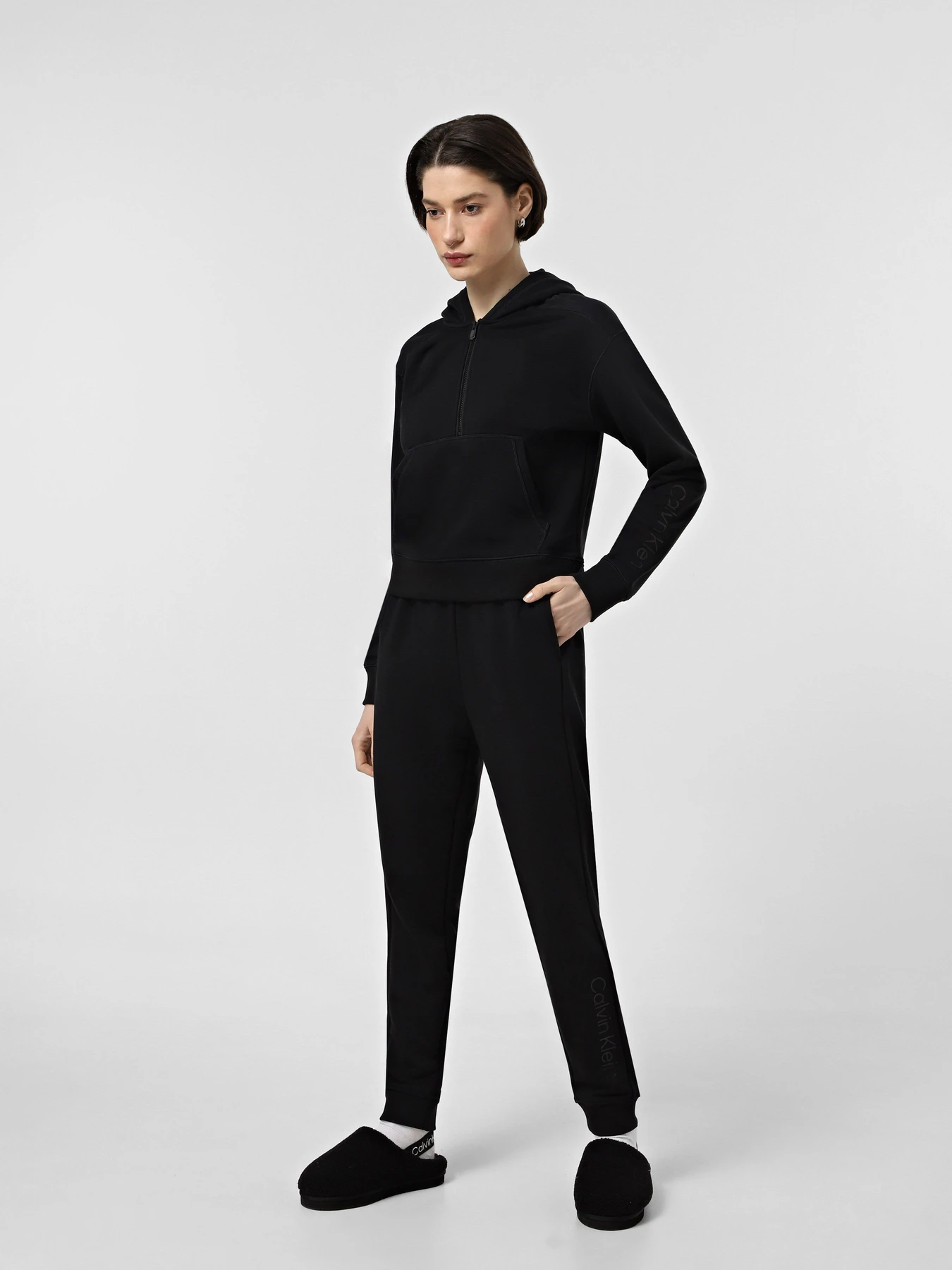 Брюки Calvin Klein Essentials модель 00GWF4P601-BAE Фото