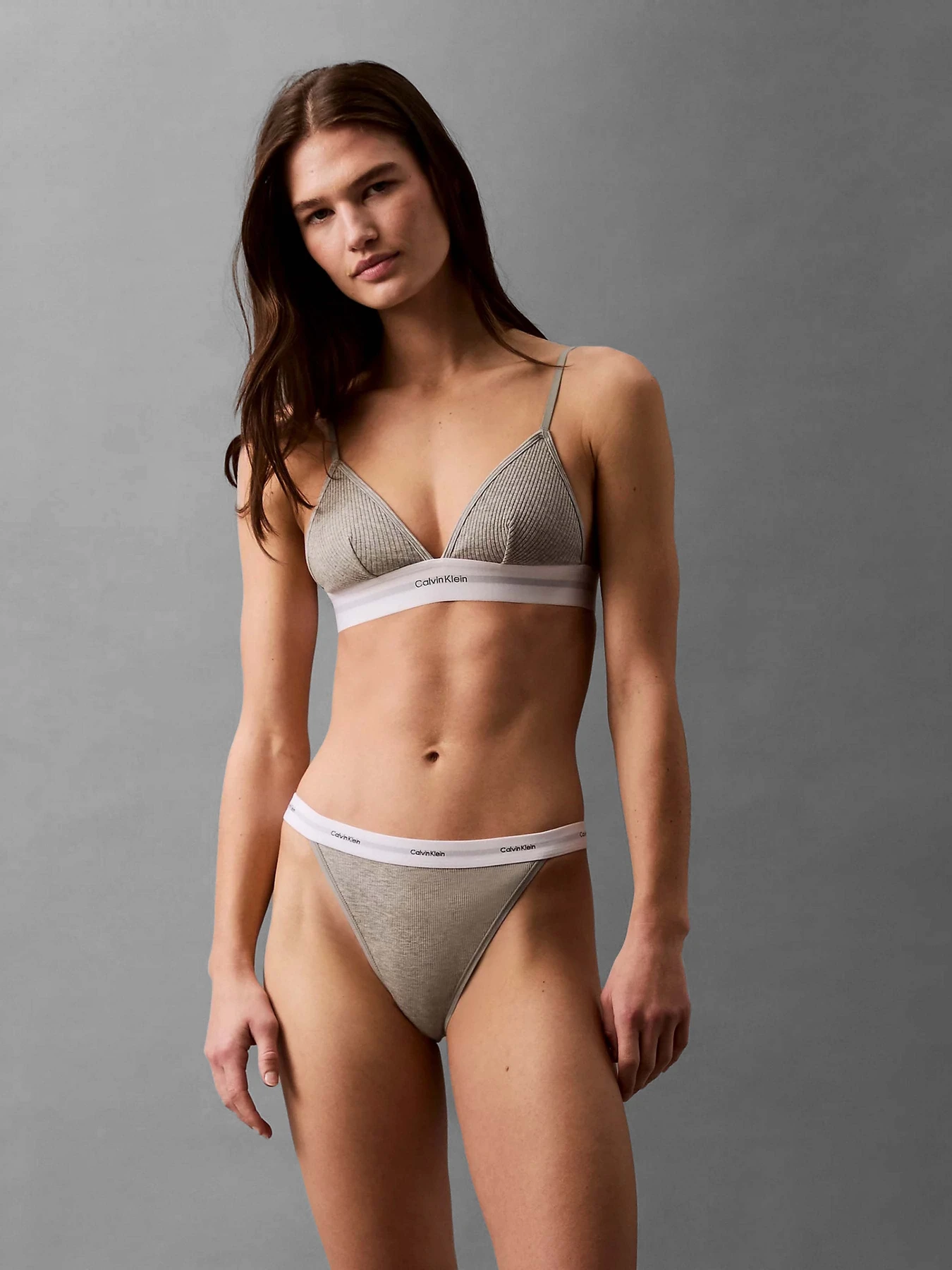 Нижнее белье Calvin Klein Underwear модель LV00QF8248-P7A Нижнее белье Calvin Klein Underwear модель LV00QF8248-P7A Фото