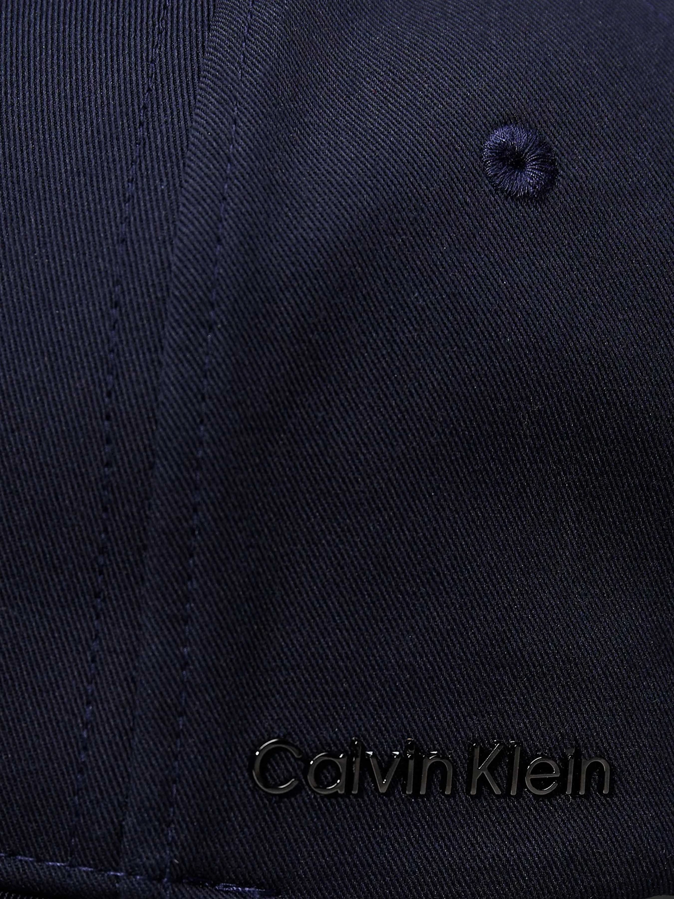 Шапки и кепки Calvin Klein модель K50K512613-BAI Шапки и кепки Calvin Klein модель K50K512613-BAI Фото