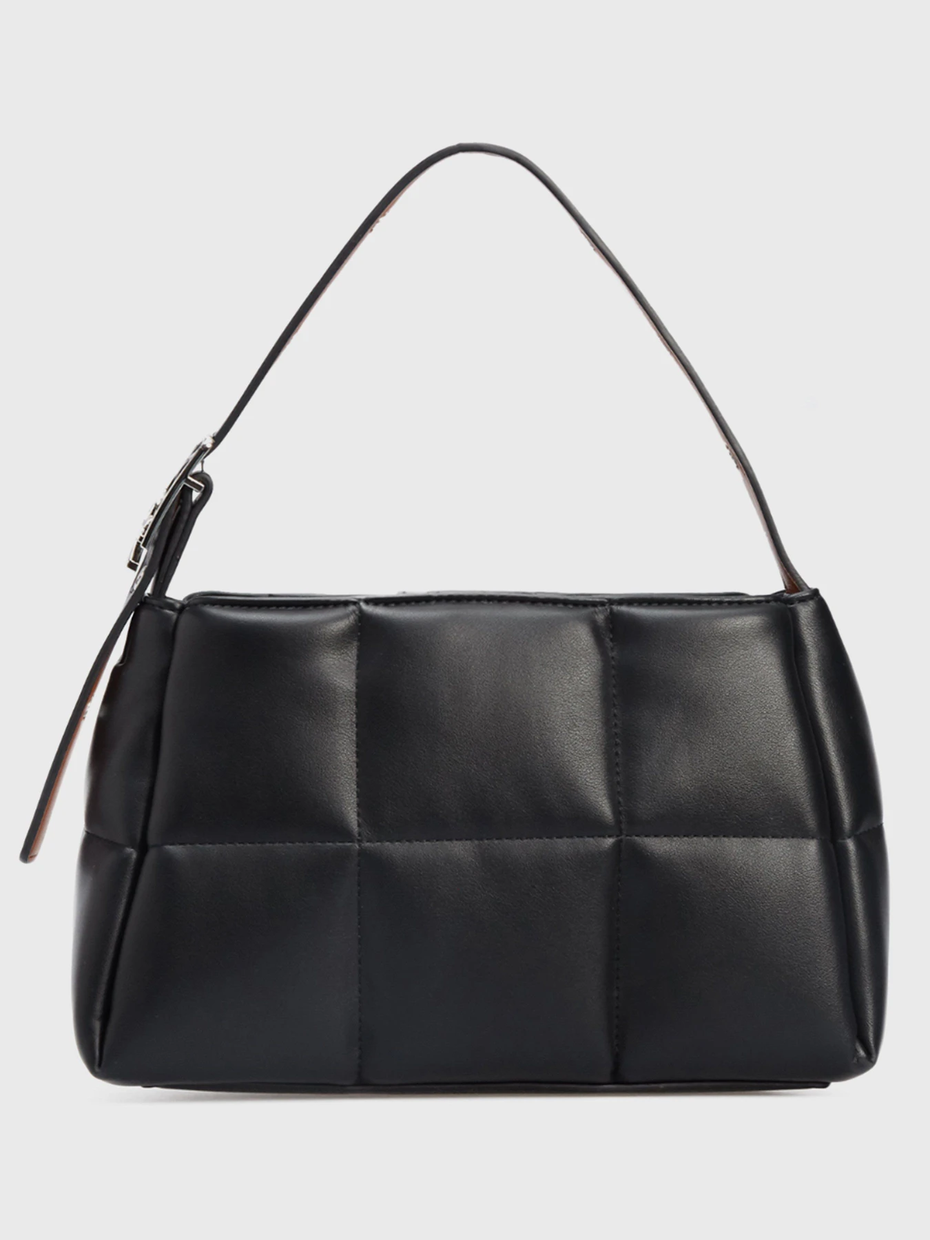 Сумки Calvin Klein модель K60K607371_BAX0 Сумки Calvin Klein модель K60K607371_BAX0 Фото