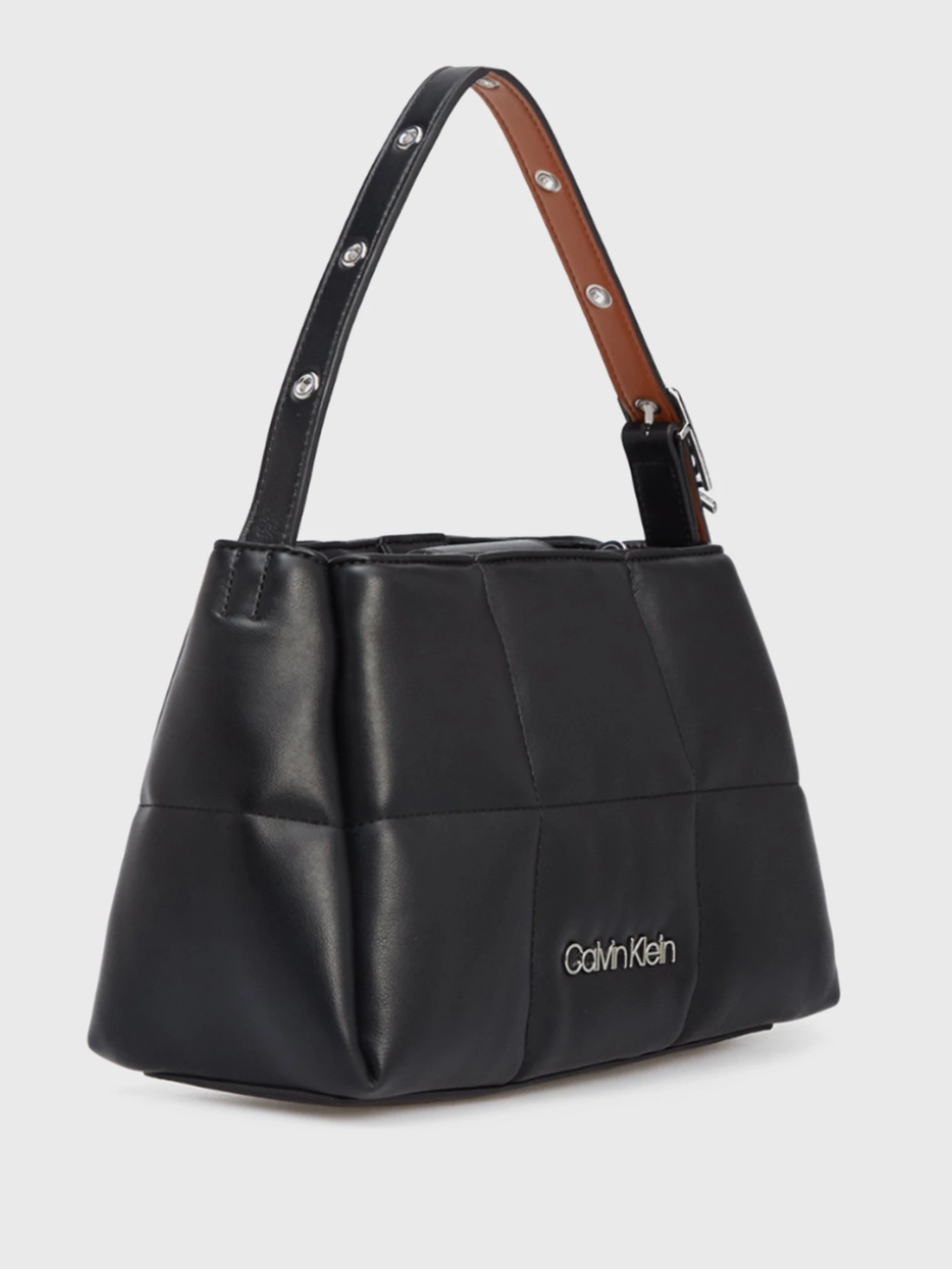Сумки Calvin Klein модель K60K607371_BAX0 Сумки Calvin Klein модель K60K607371_BAX0 Фото