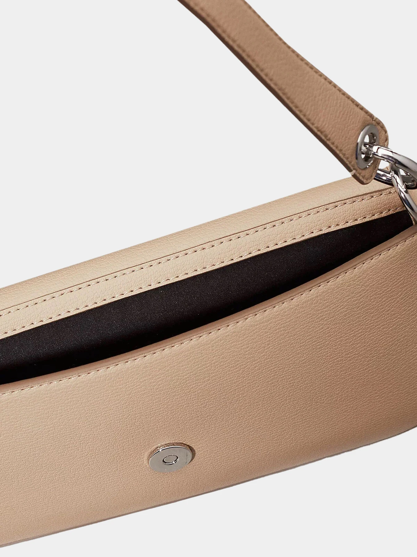 Сумки Calvin Klein модель K60K613048-PBF Сумки Calvin Klein модель K60K613048-PBF Фото