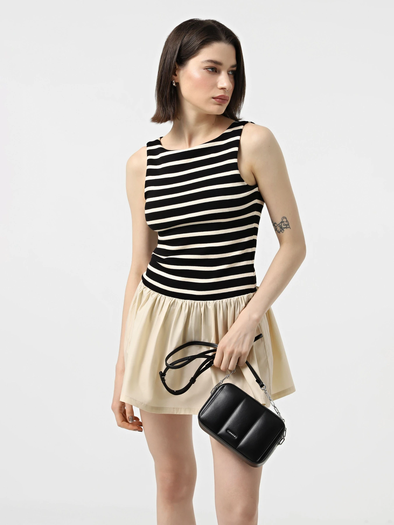 Сумки Calvin Klein модель K60K613076-BEH Фото