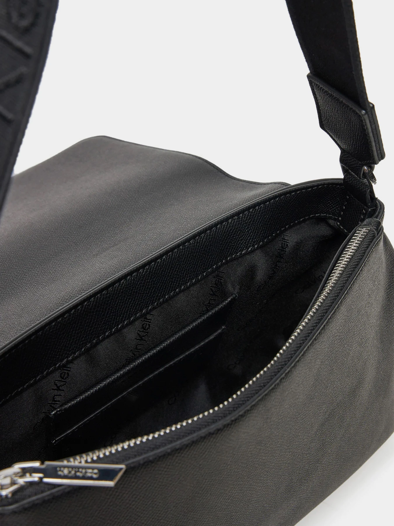 Сумки Calvin Klein модель K60K613085-BEH Фото