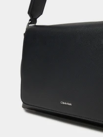 Сумки Calvin Klein модель K60K613085-BEH Фото