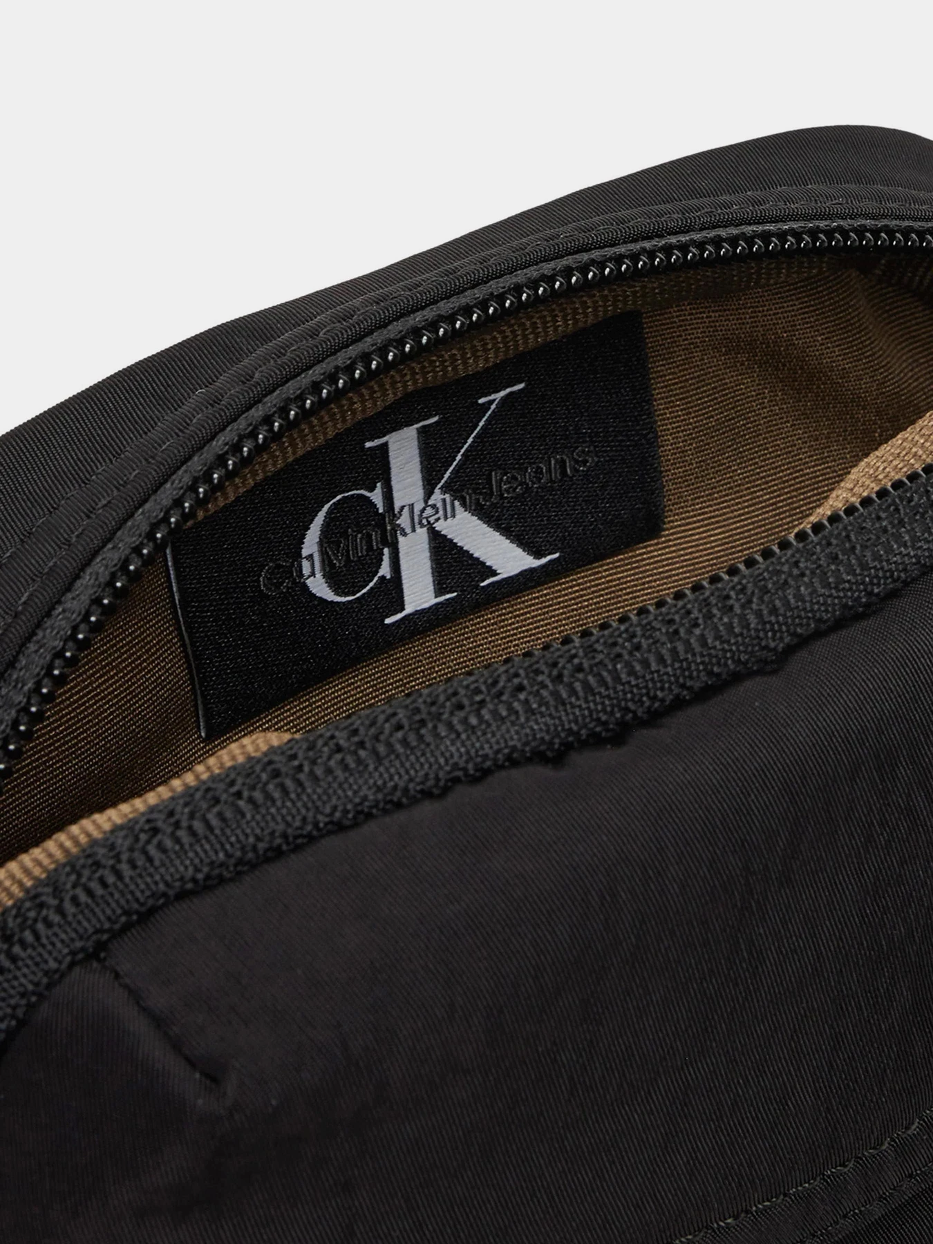 Сумки Calvin Klein модель LV04G3089G-UB1 Сумки Calvin Klein модель LV04G3089G-UB1 Фото