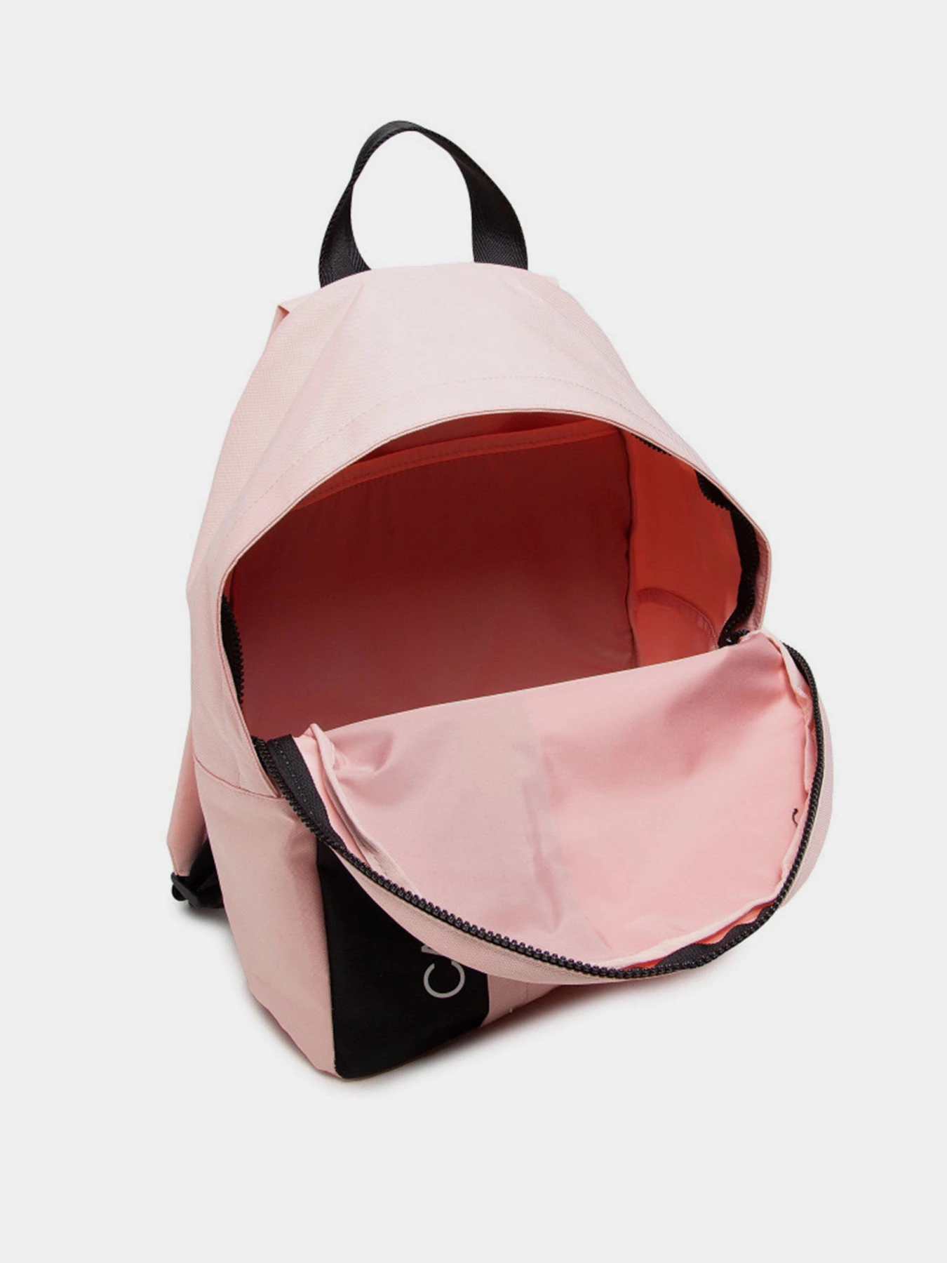 Рюкзаки Calvin Klein модель IU0IU00181-TIQ Рюкзаки Calvin Klein модель IU0IU00181-TIQ Фото