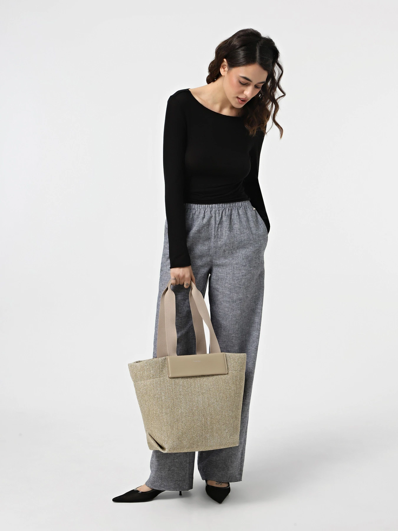 Сумки Calvin Klein модель K60K613174-W75 Сумки Calvin Klein модель K60K613174-W75 Фото