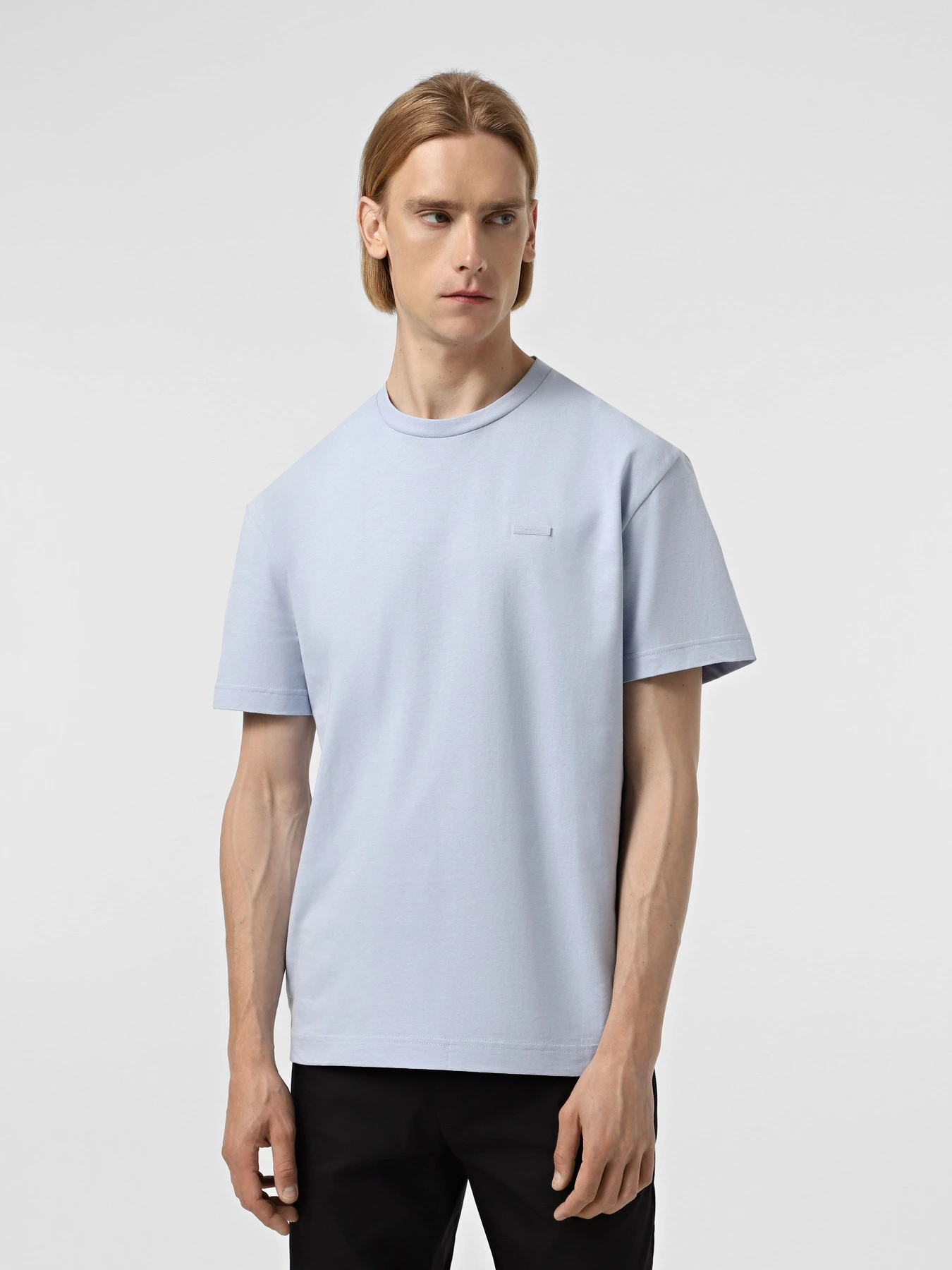 Футболки і поло Calvin Klein модель K10K112749-DWE Футболки і поло Calvin Klein модель K10K112749-DWE Фото