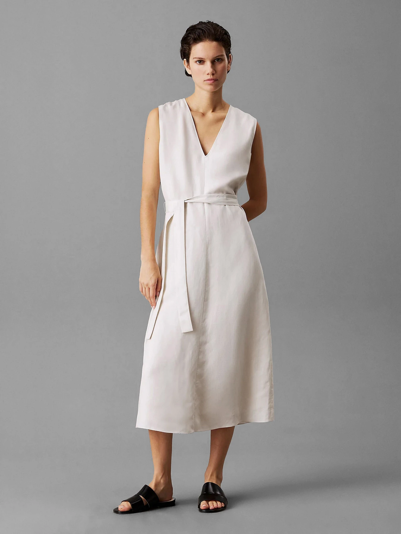 Платья Calvin Klein модель K20K208424-ADA Платья Calvin Klein модель K20K208424-ADA Фото