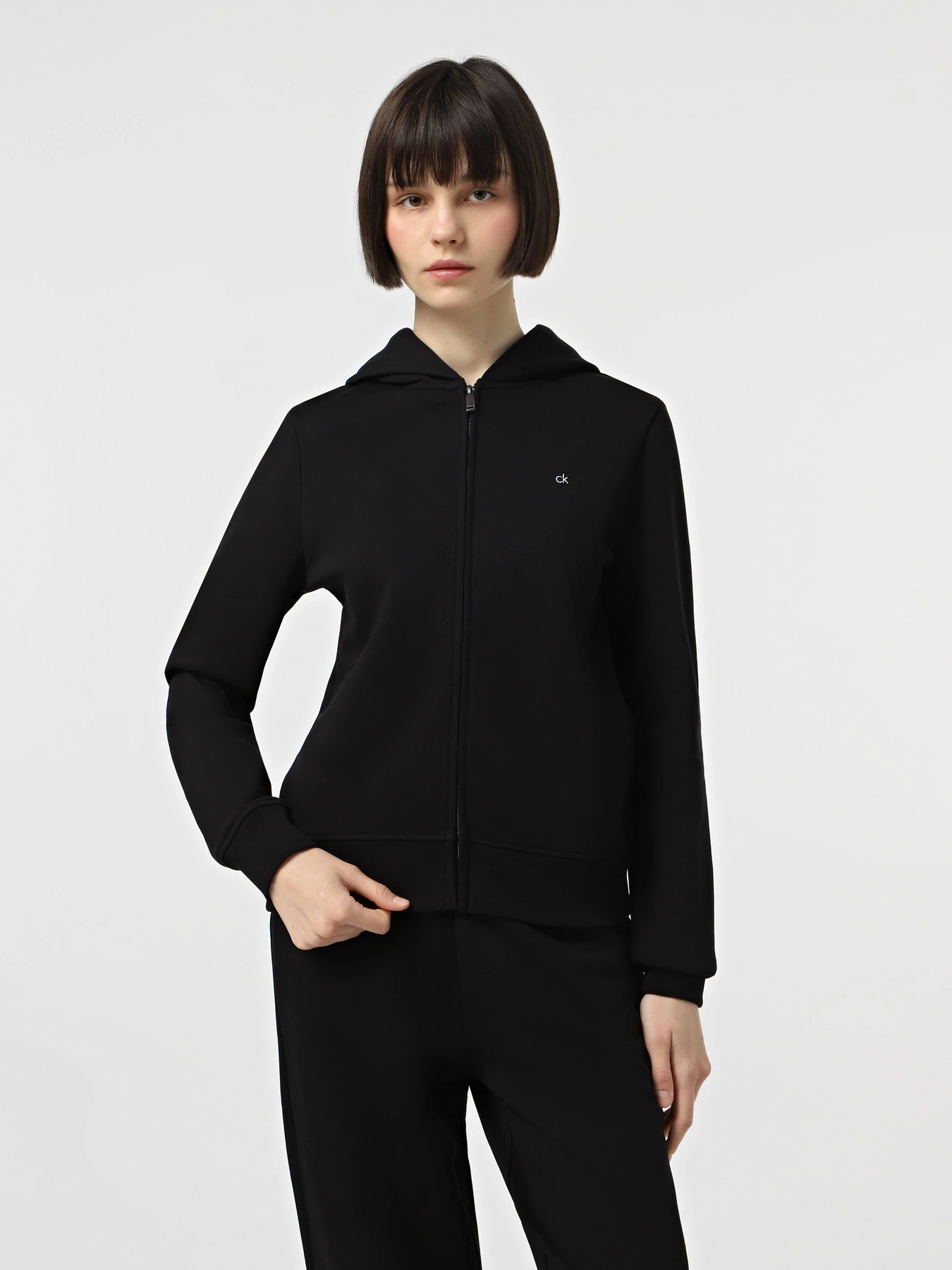 Худи и свитшоты Calvin Klein модель K20K208426-BEH Худи и свитшоты Calvin Klein модель K20K208426-BEH Фото