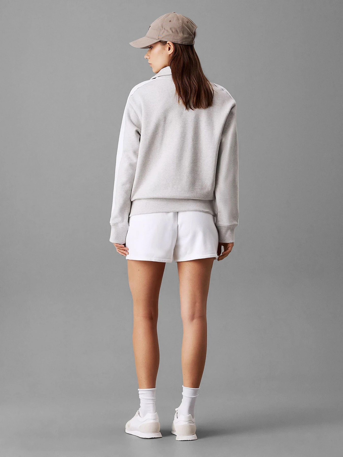 Худи и свитшоты Calvin Klein модель LVGWS5W312-P74 Фото