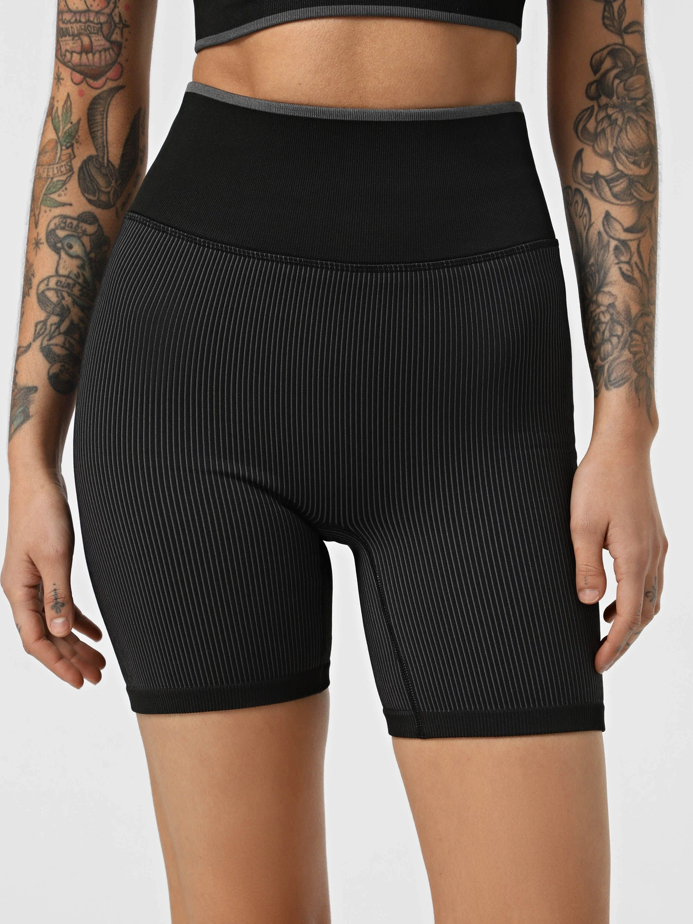 Шорты Calvin Klein модель 00GWS4L735-UB1 Фото