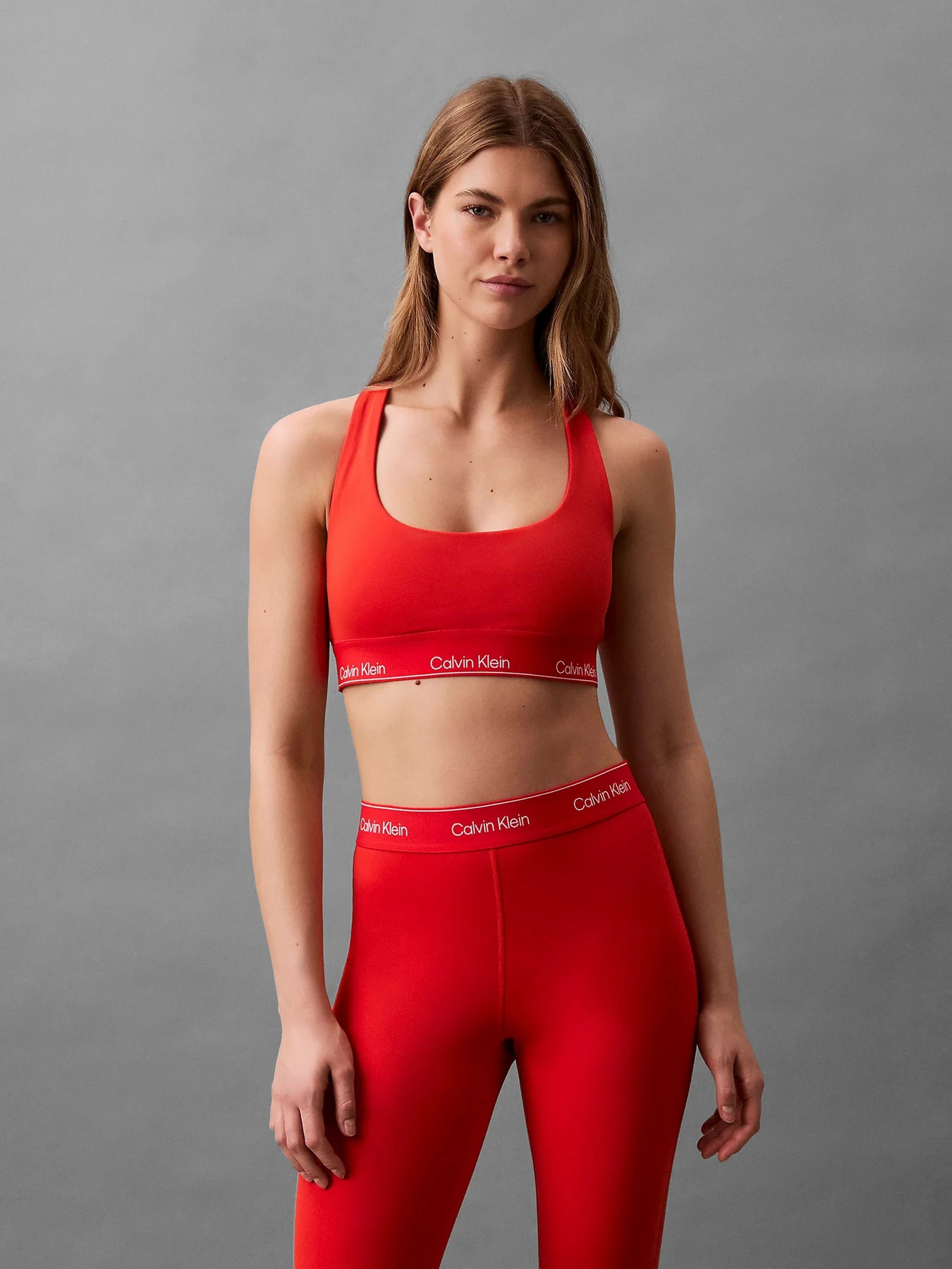 Футболки и поло Calvin Klein модель LVGWS5K138-VO3 Футболки и поло Calvin Klein модель LVGWS5K138-VO3 Фото