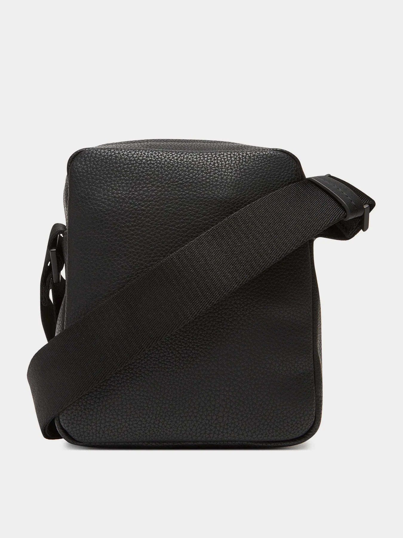 Сумки Calvin Klein модель LV04D3083G-UB1 Сумки Calvin Klein модель LV04D3083G-UB1 Фото