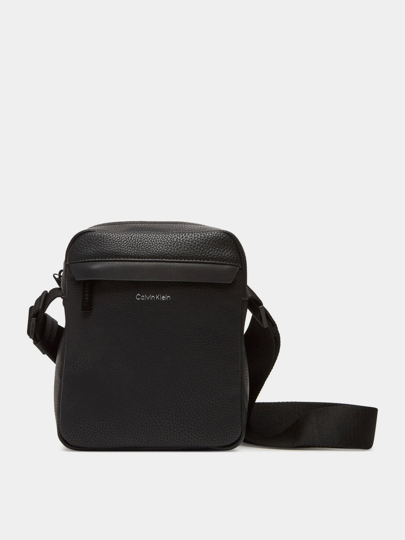 Сумки Calvin Klein модель LV04D3083G-UB1 Сумки Calvin Klein модель LV04D3083G-UB1 Фото
