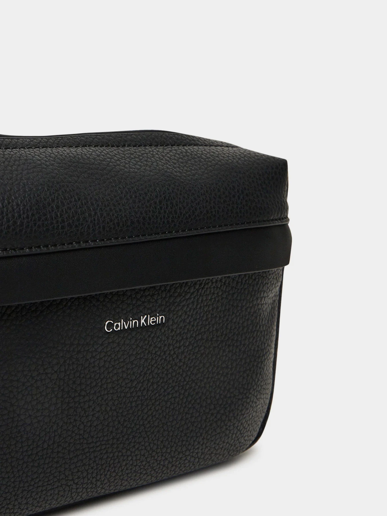 Сумки Calvin Klein модель LV04D3084G-UB1 Сумки Calvin Klein модель LV04D3084G-UB1 Фото