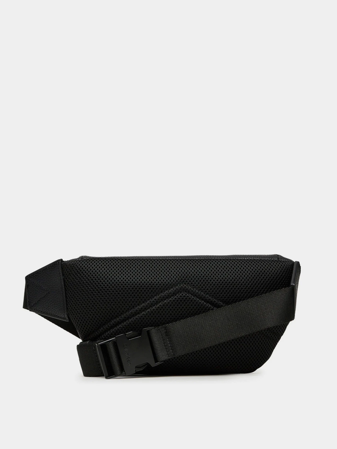 Сумки Calvin Klein модель LV04D3184G-UB1 Сумки Calvin Klein модель LV04D3184G-UB1 Фото