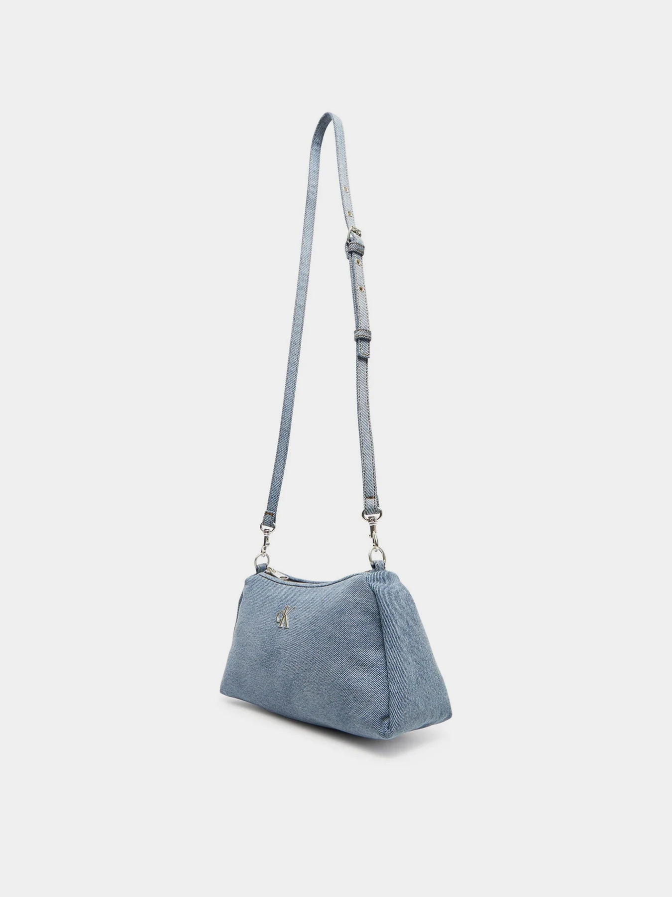 Сумки Calvin Klein модель LV04F3222G-VGO Сумки Calvin Klein модель LV04F3222G-VGO Фото